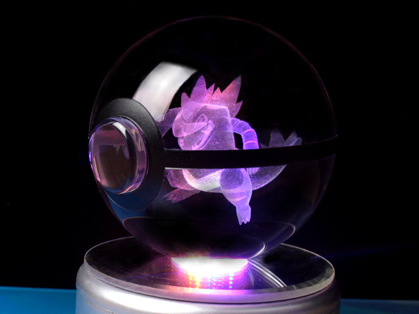 Feraligatr Large Crystal Pokeball