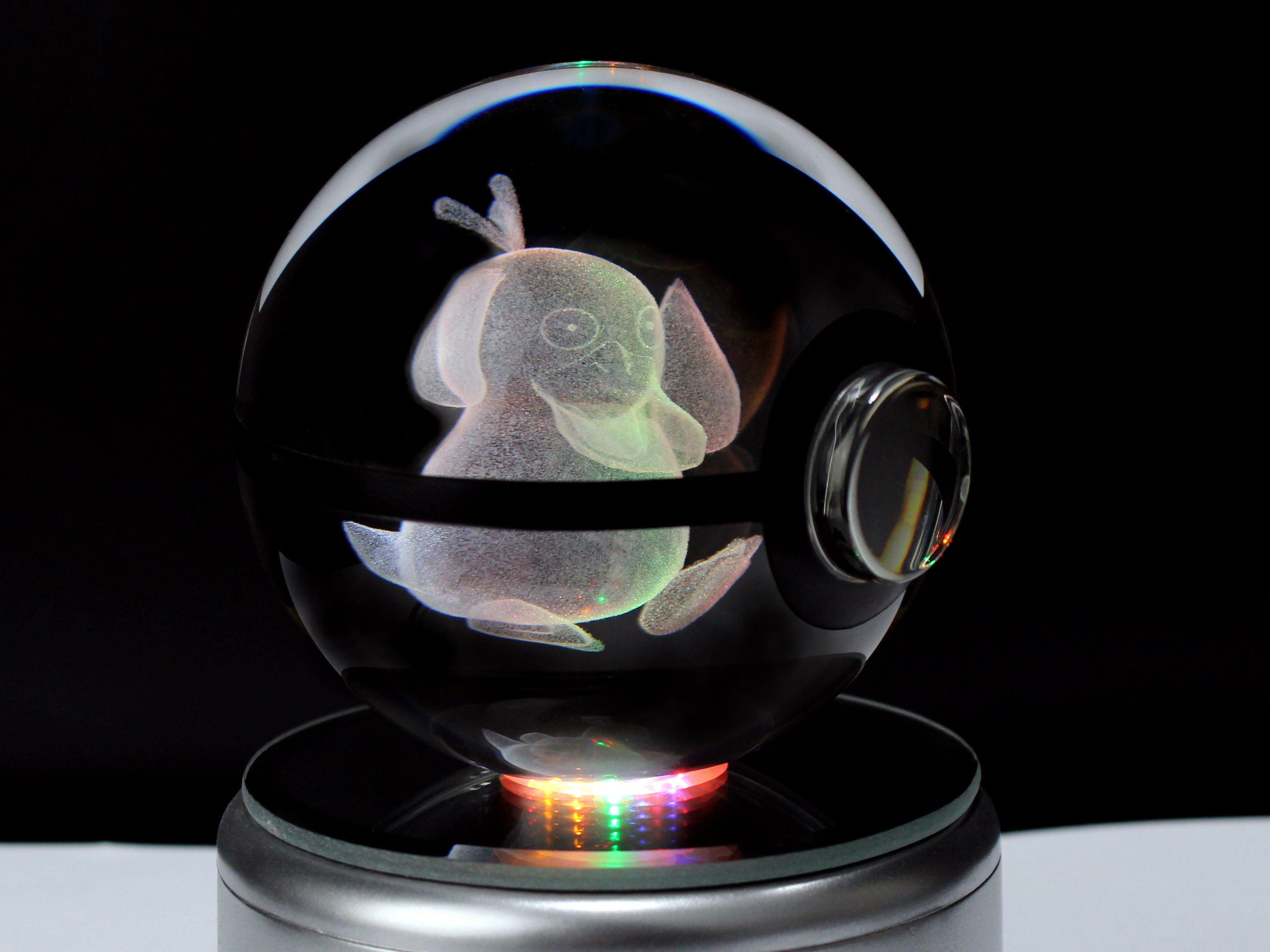 Psyduck Large Crystal Pokeball