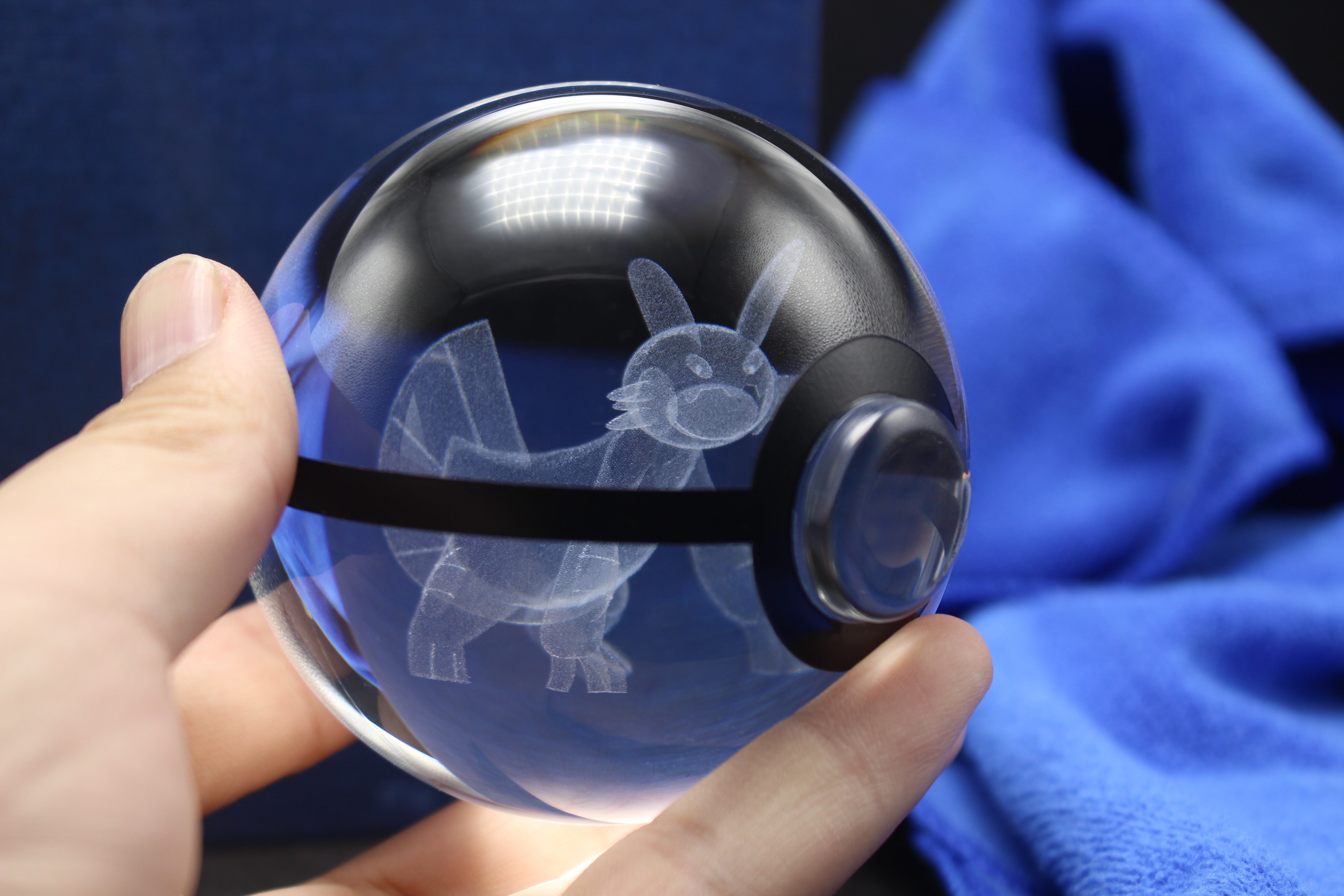 Swampert Large Crystal Pokeball