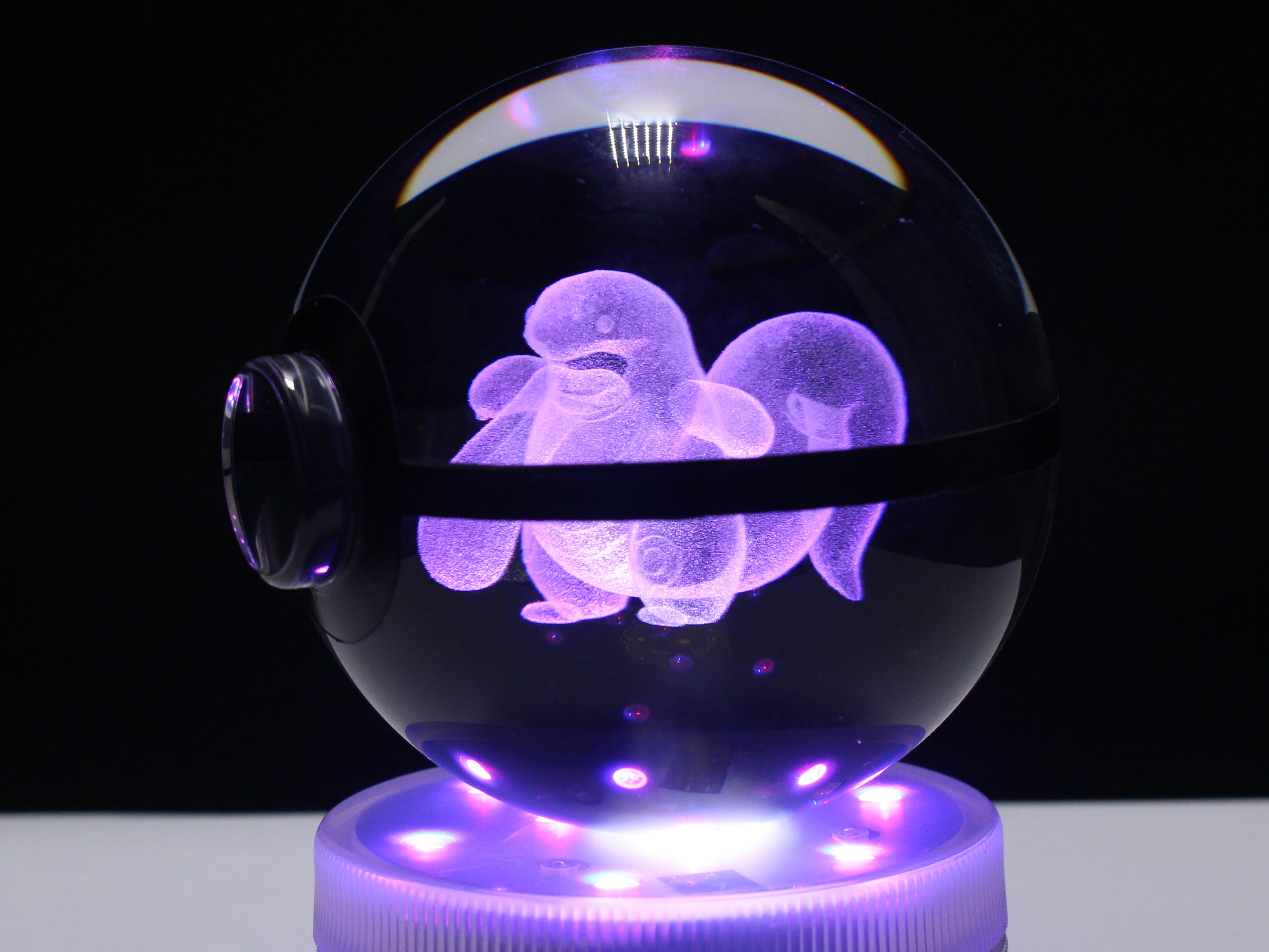 Lickitung Large Crystal Pokeball