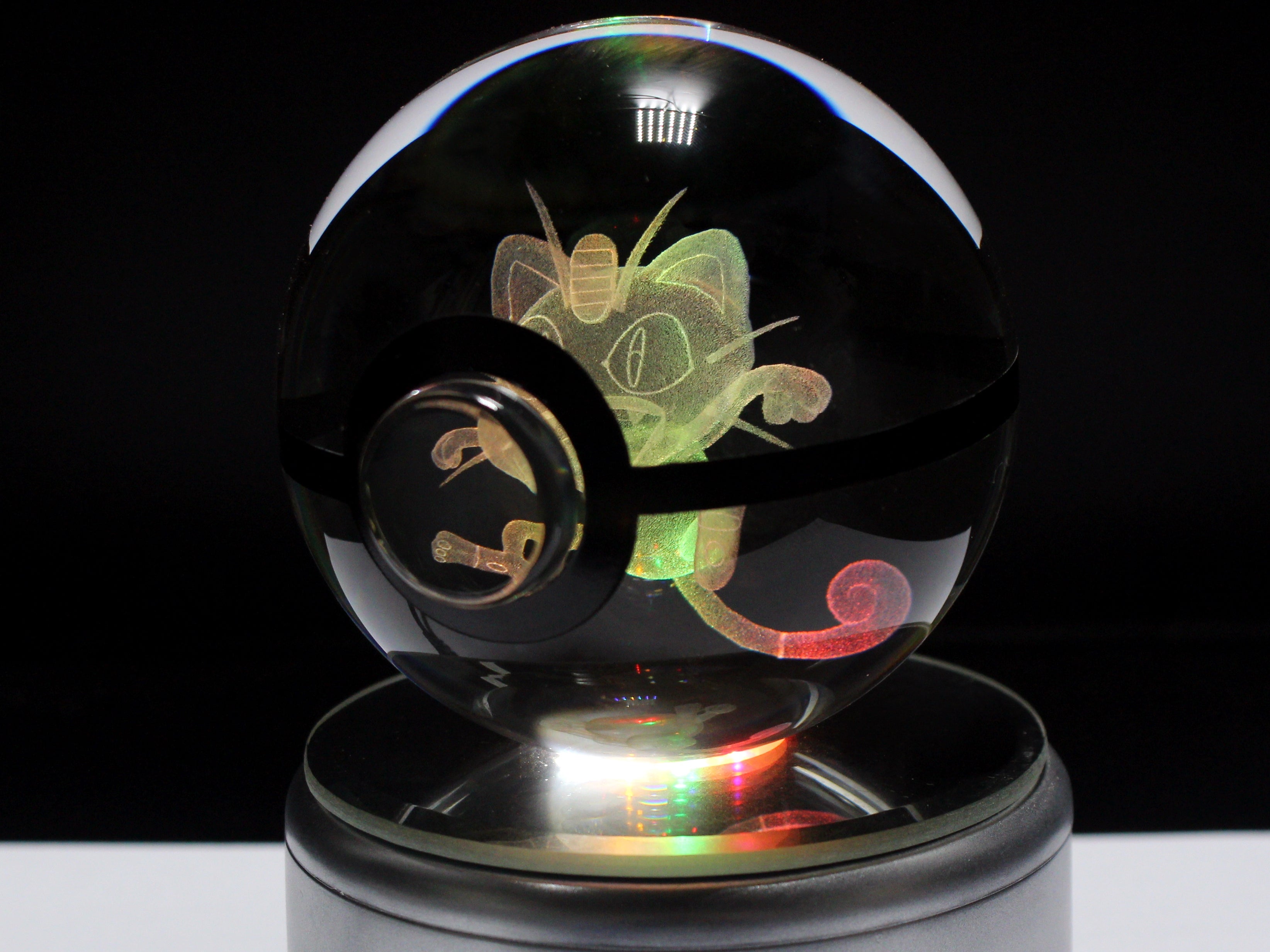 Meowth Large Crystal Pokeball