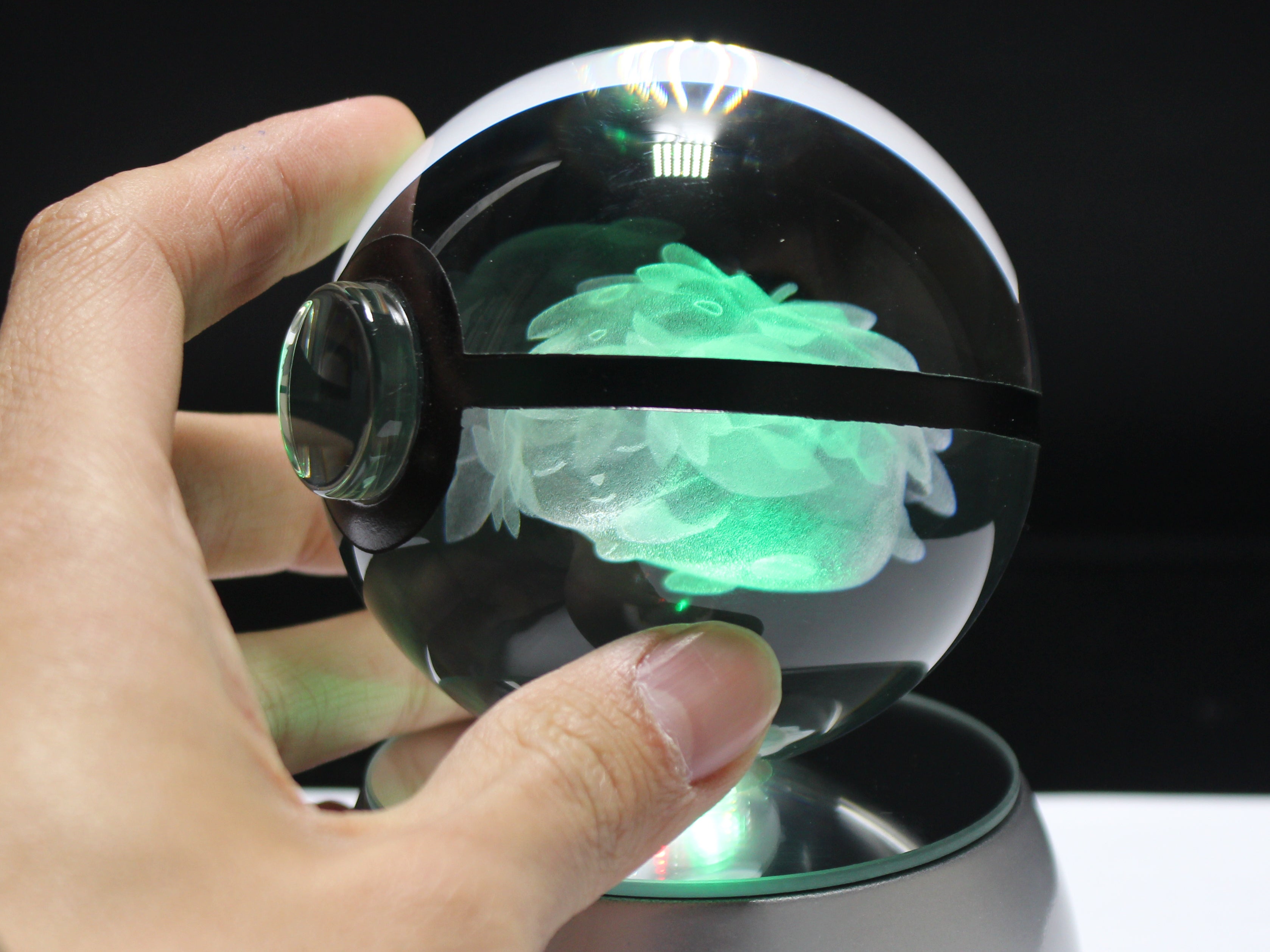 Shaymin Large Crystal Pokeball