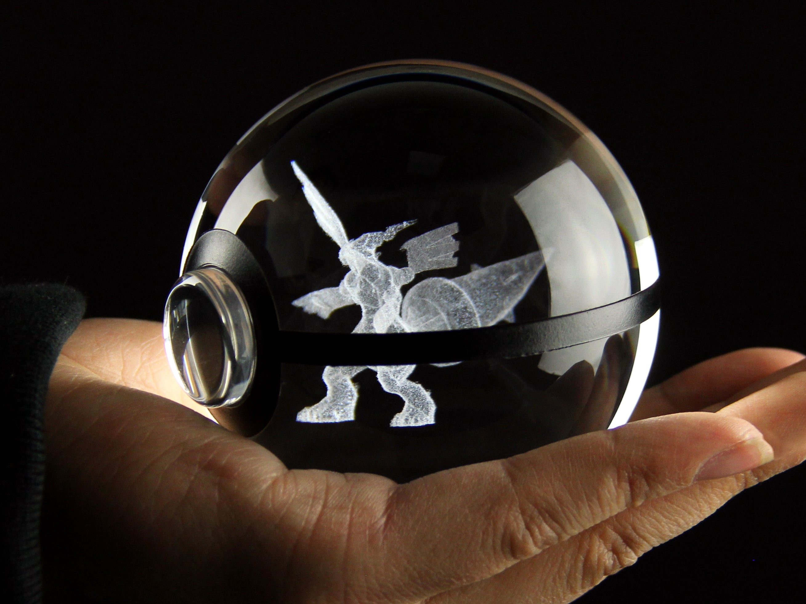 Zekrom Large Crystal Pokeball