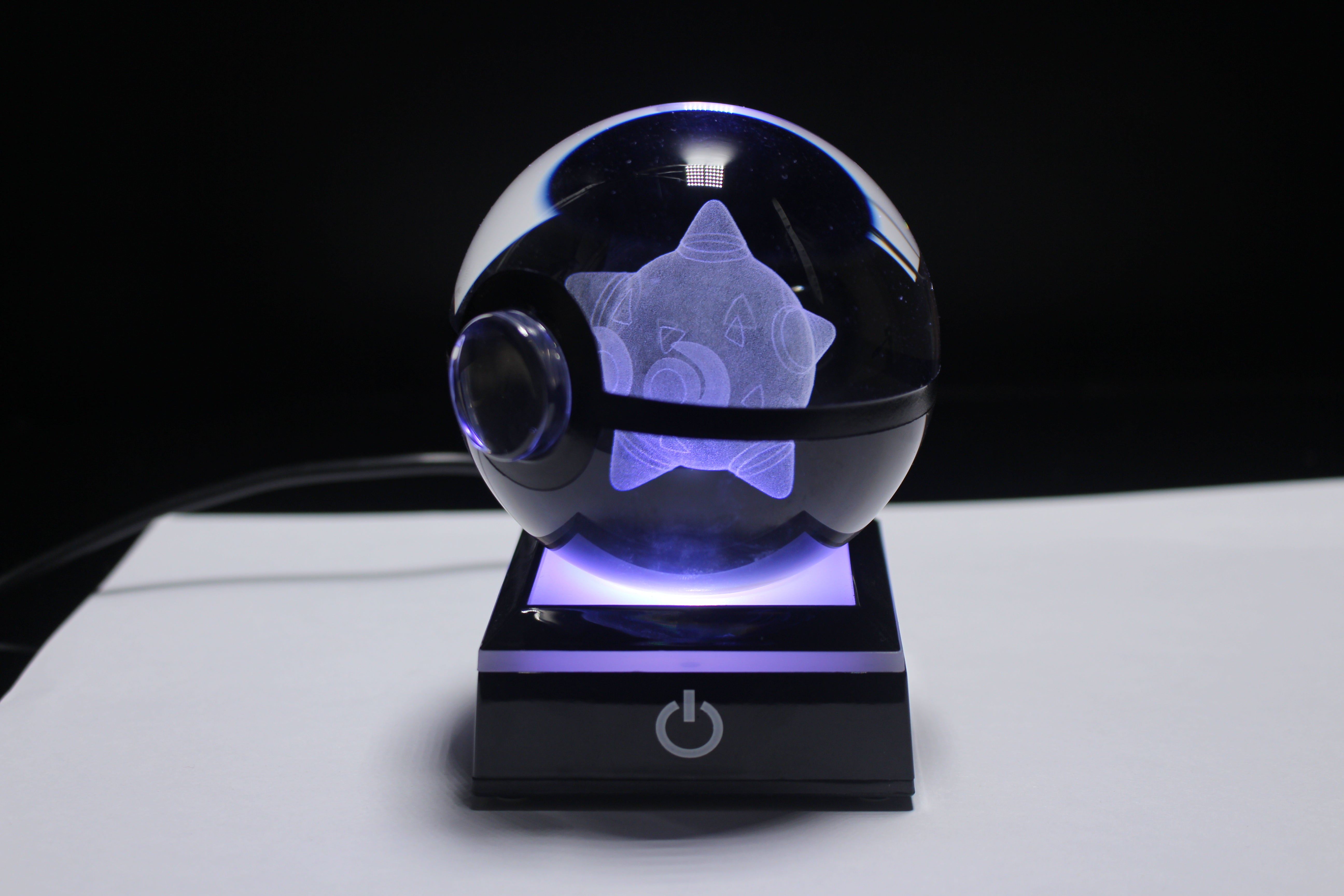 Minior Core Form Large Crystal Pokeball
