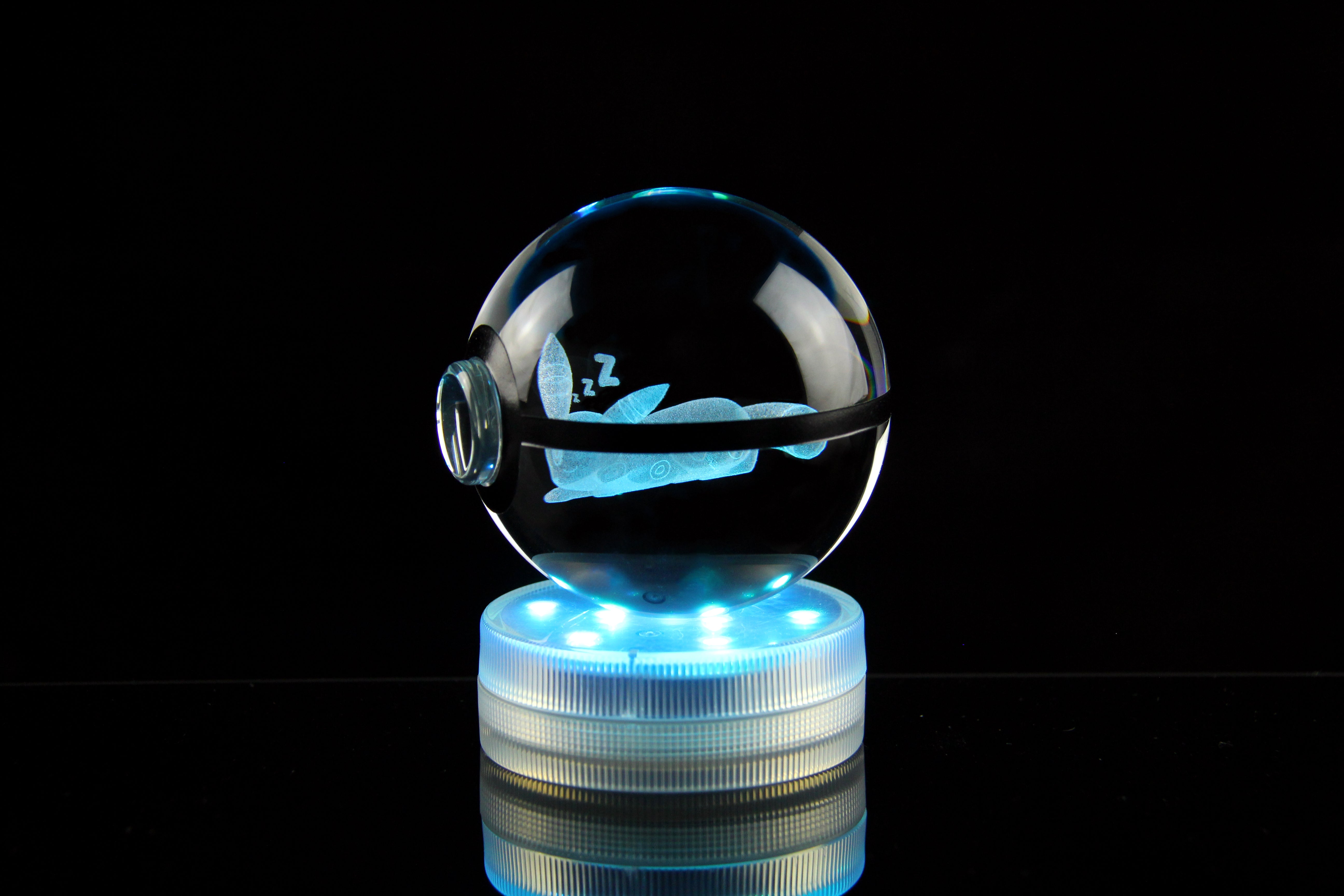 Sleeping Umbreon Large Crystal Pokeball