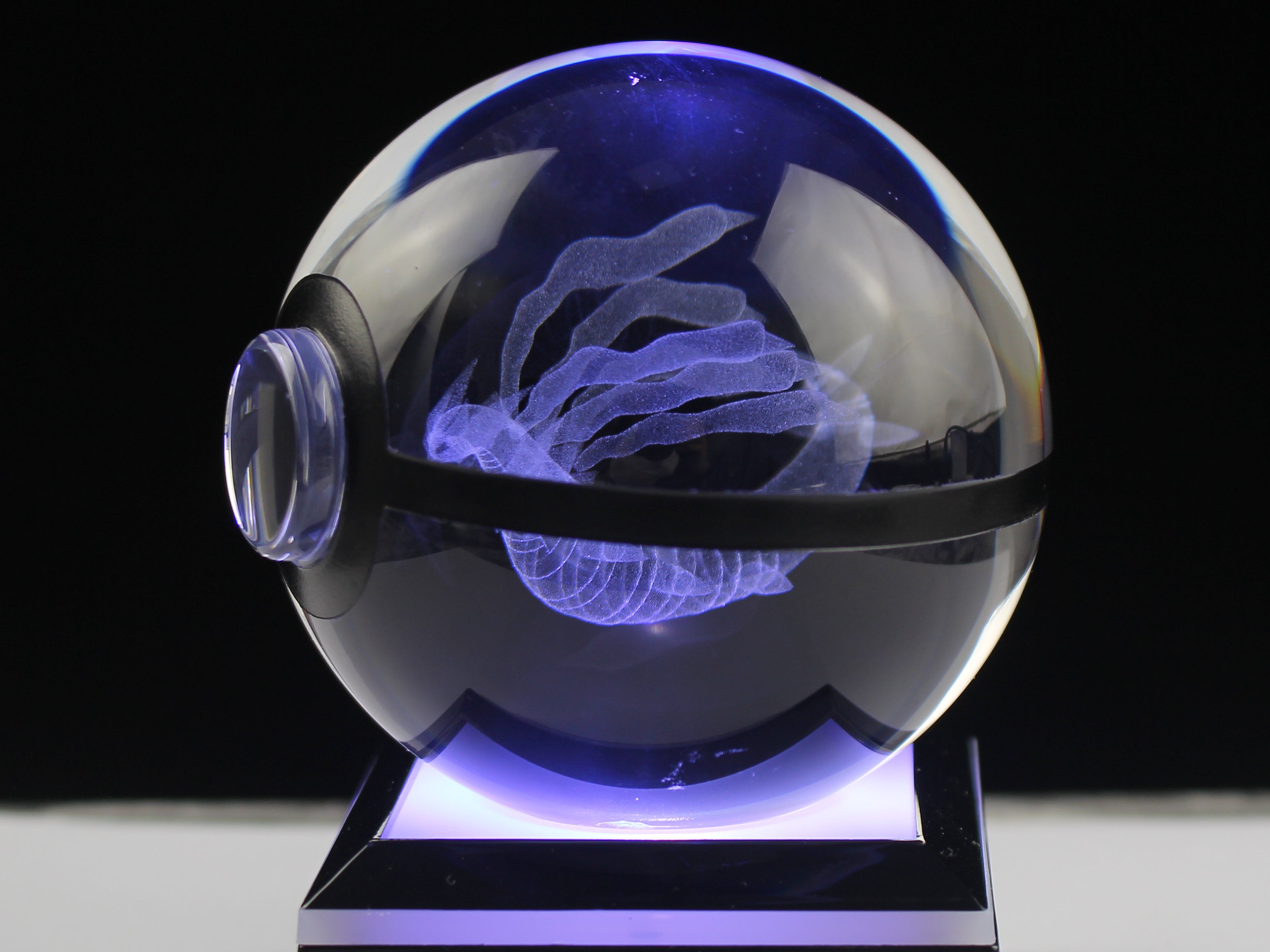 Giratina Origin Form Large Crystal Pokeball