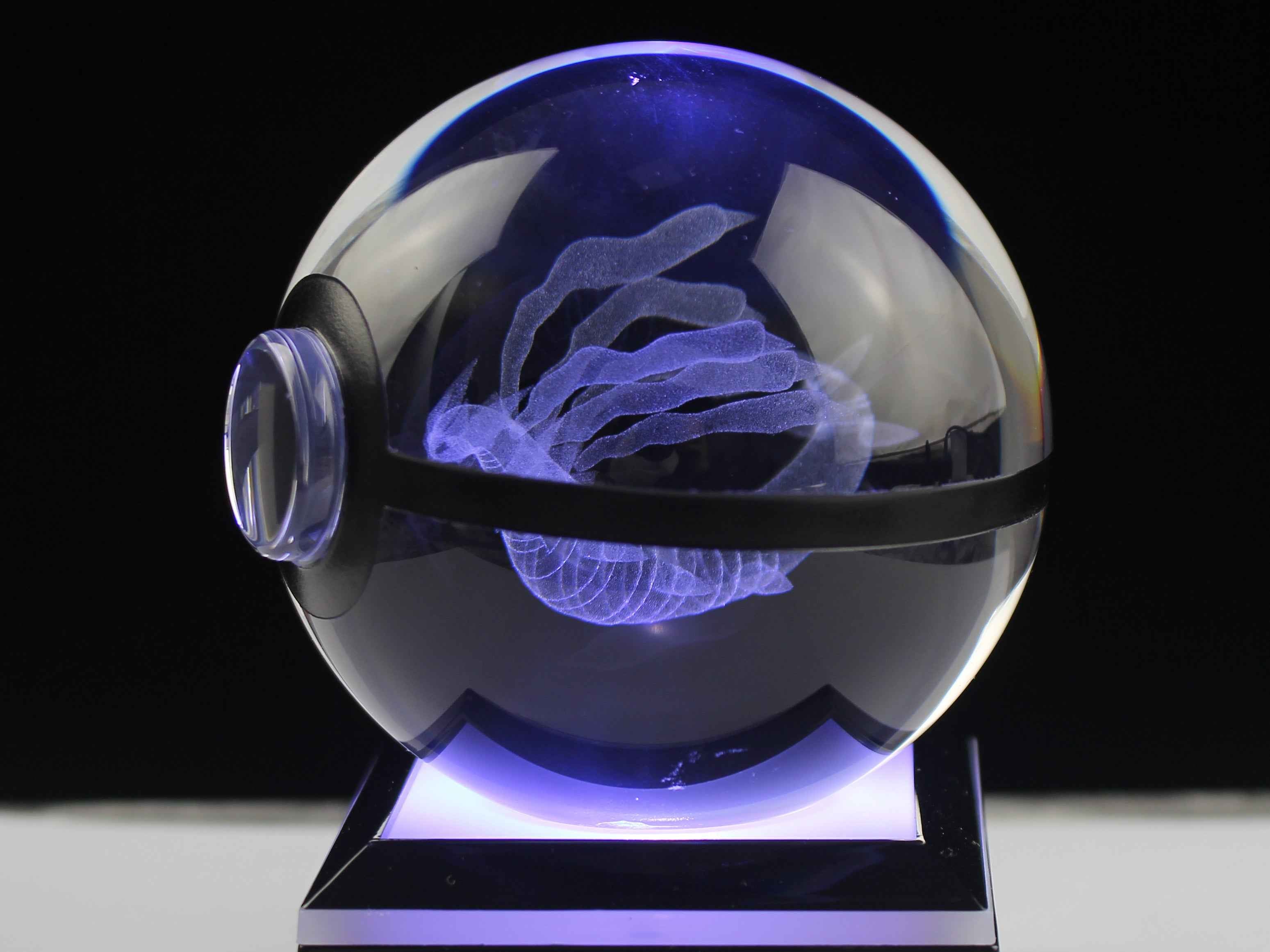 Giratina Origin Form Large Crystal Pokeball