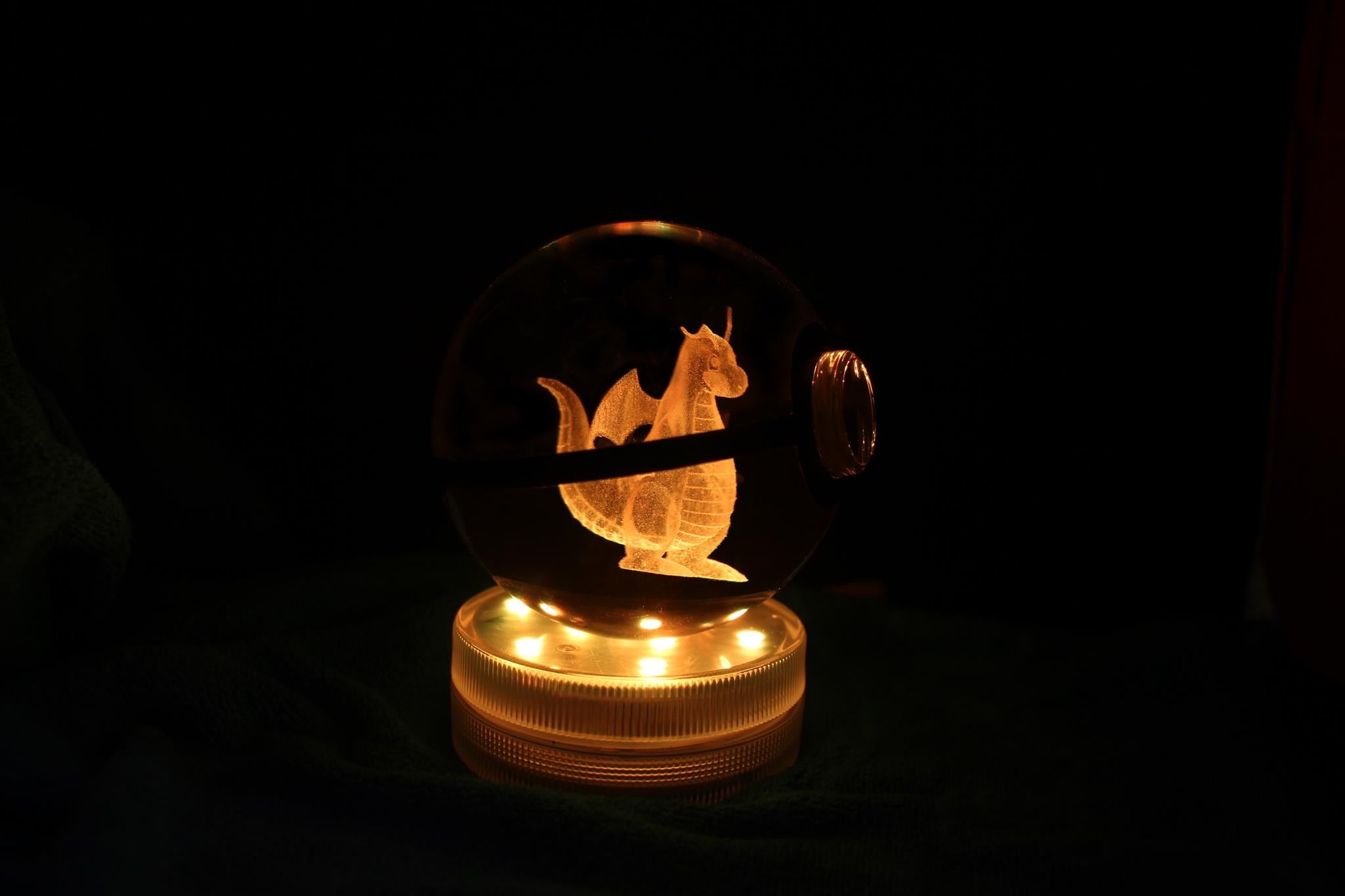 Dragonite Large Crystal Pokeball