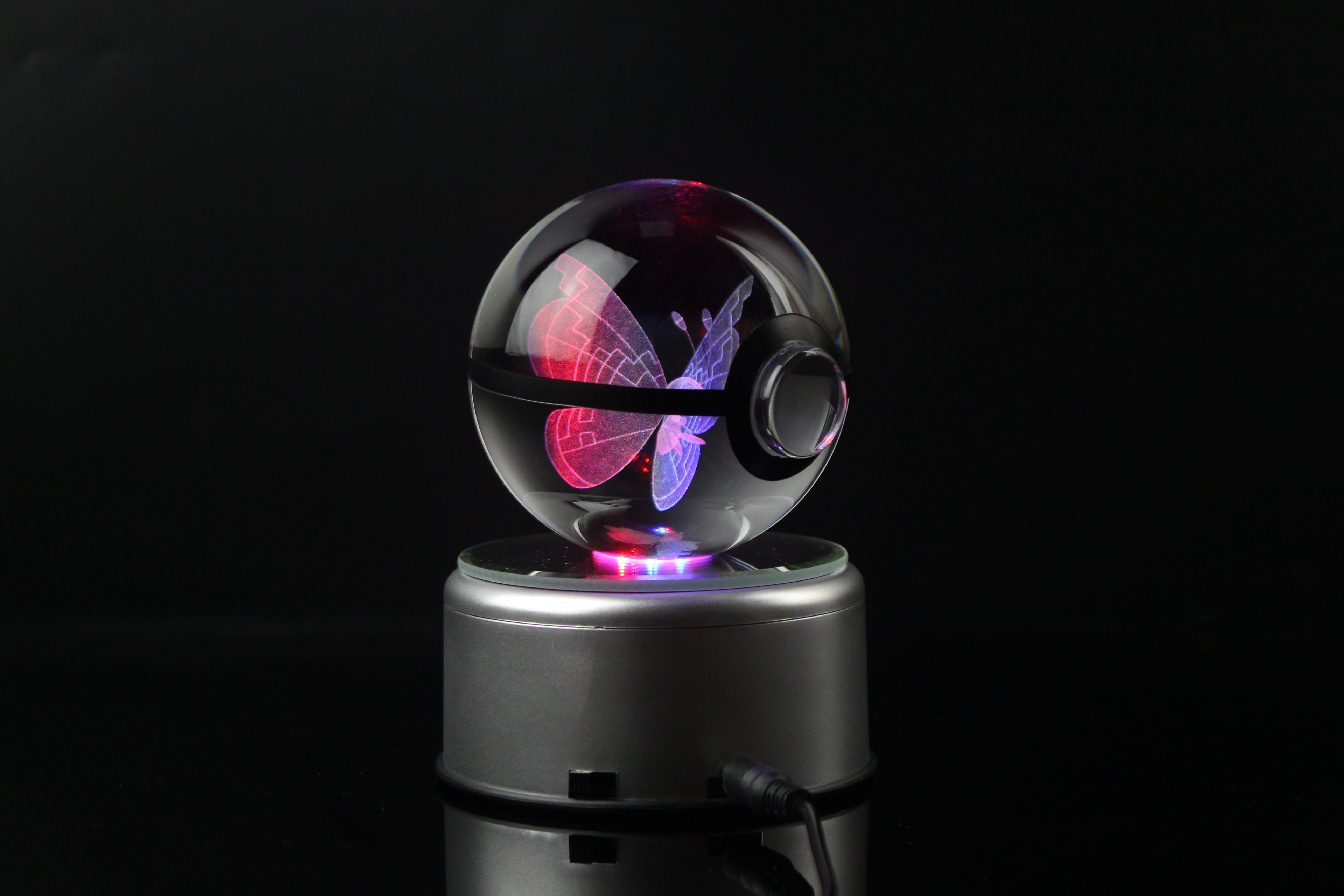 Vivillon Monsoon pattern Large Crystal Pokeball