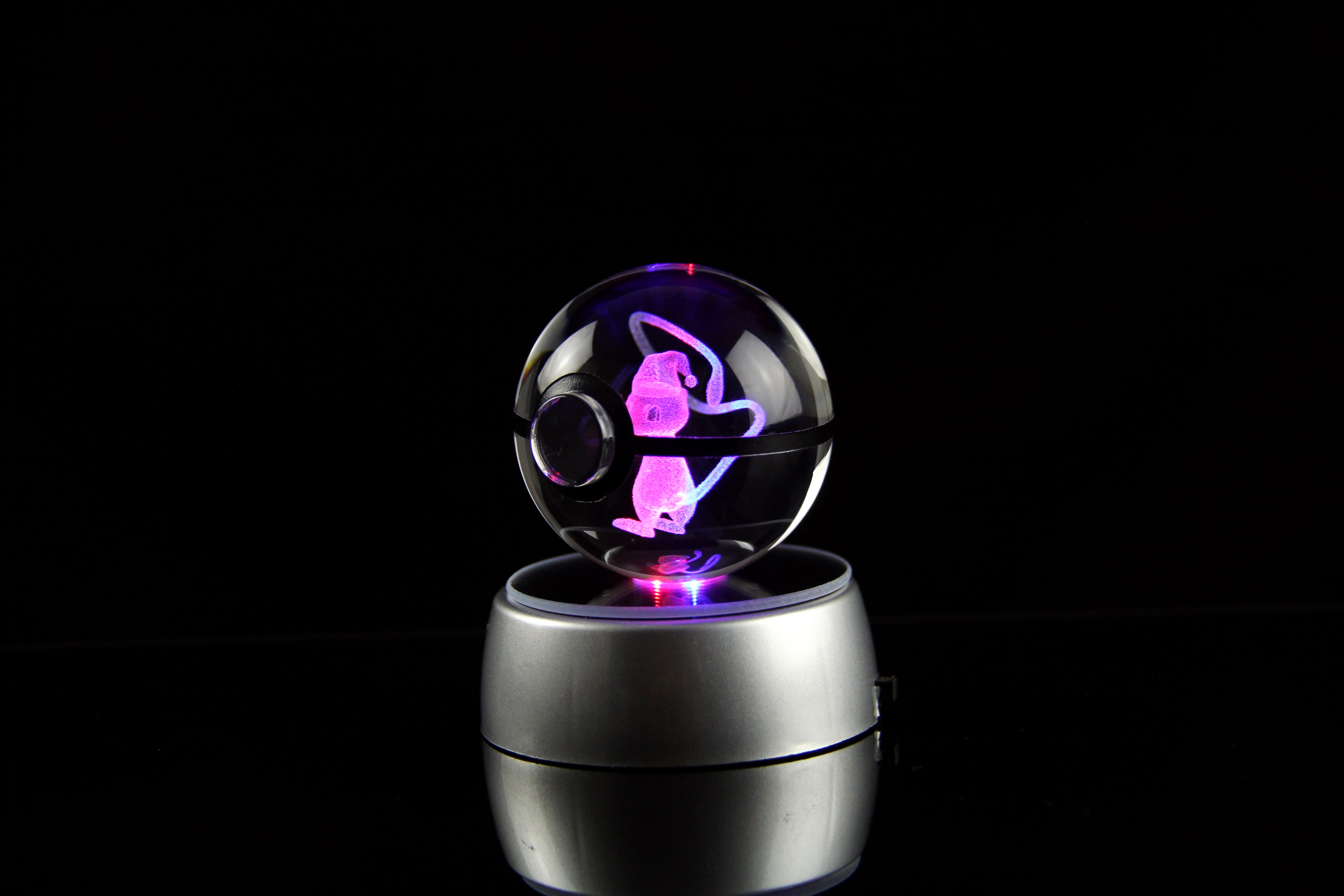 CHRISTMAS Mew Large Crystal Pokeball