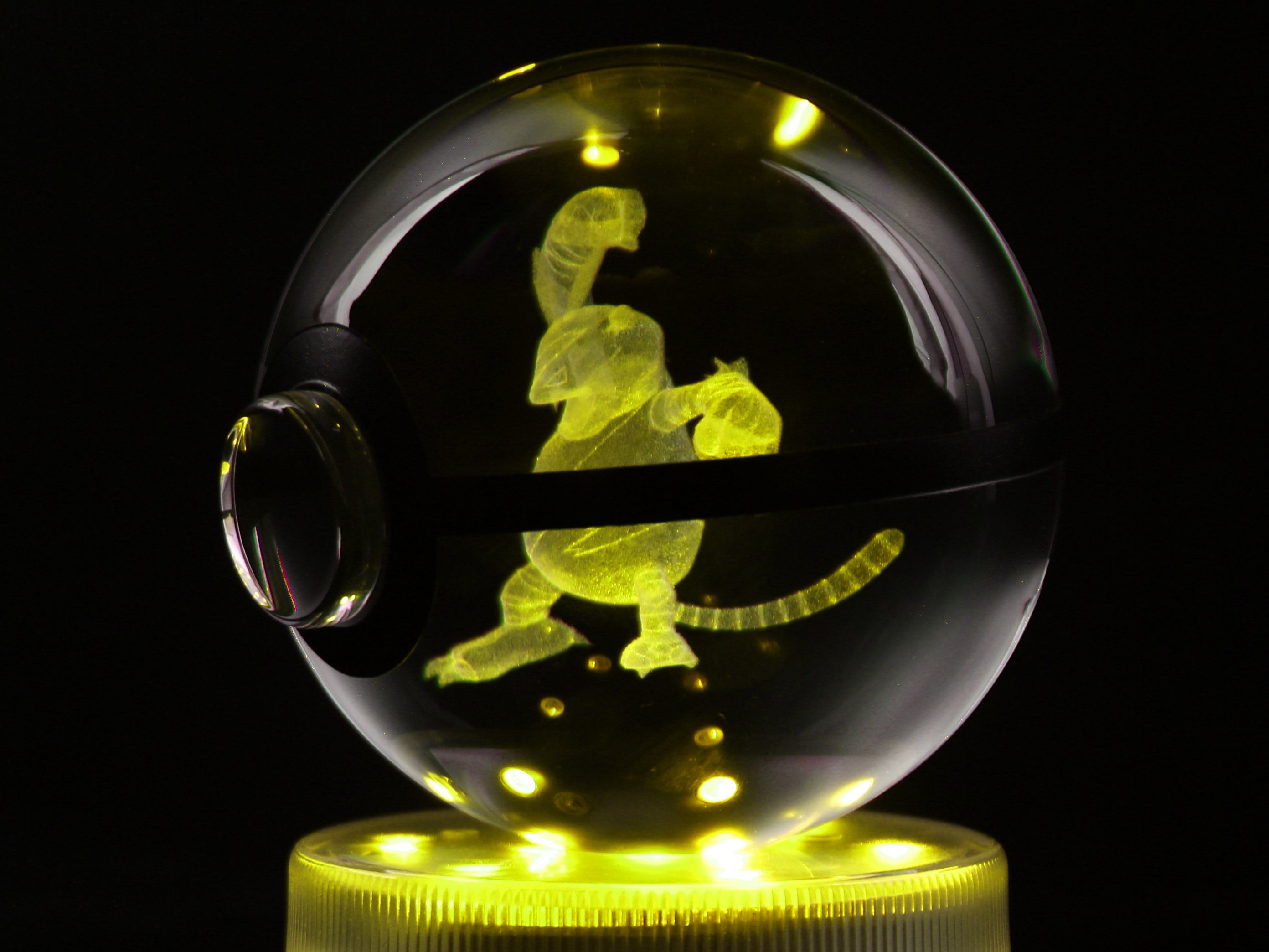 Electabuzz Large Crystal Pokeball
