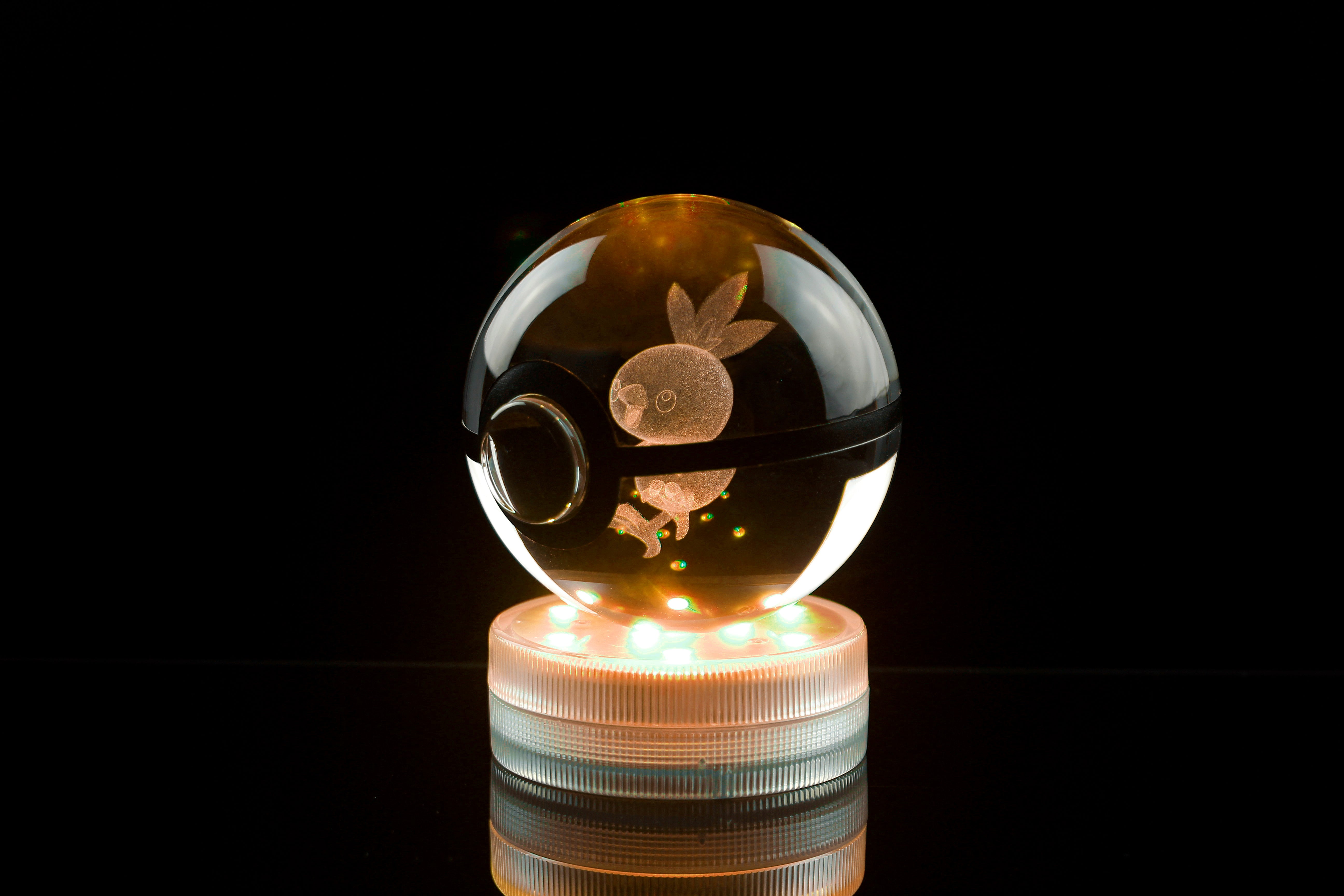 Torchic Large Crystal Pokeball