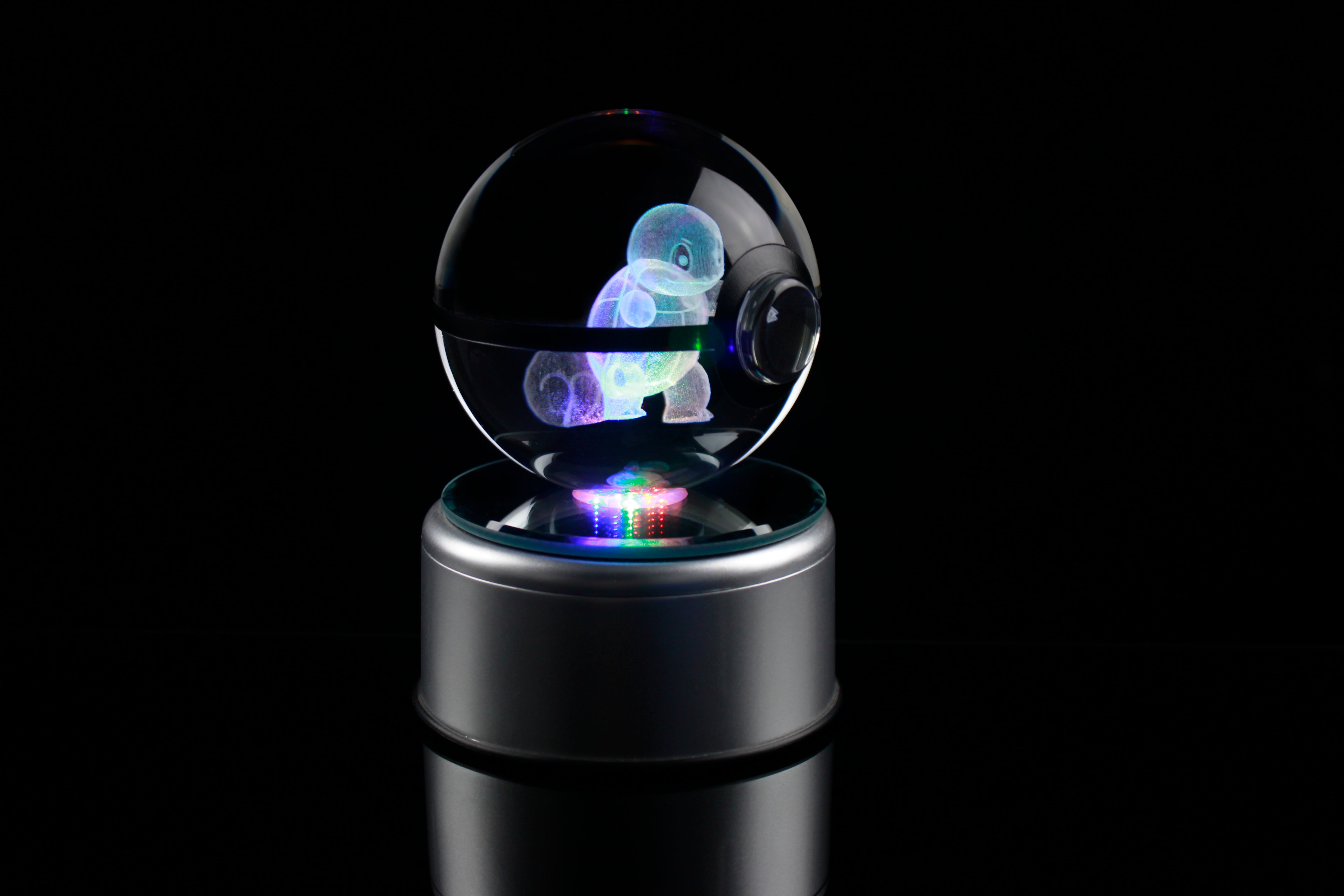 Squirtle Large Crystal Pokeball