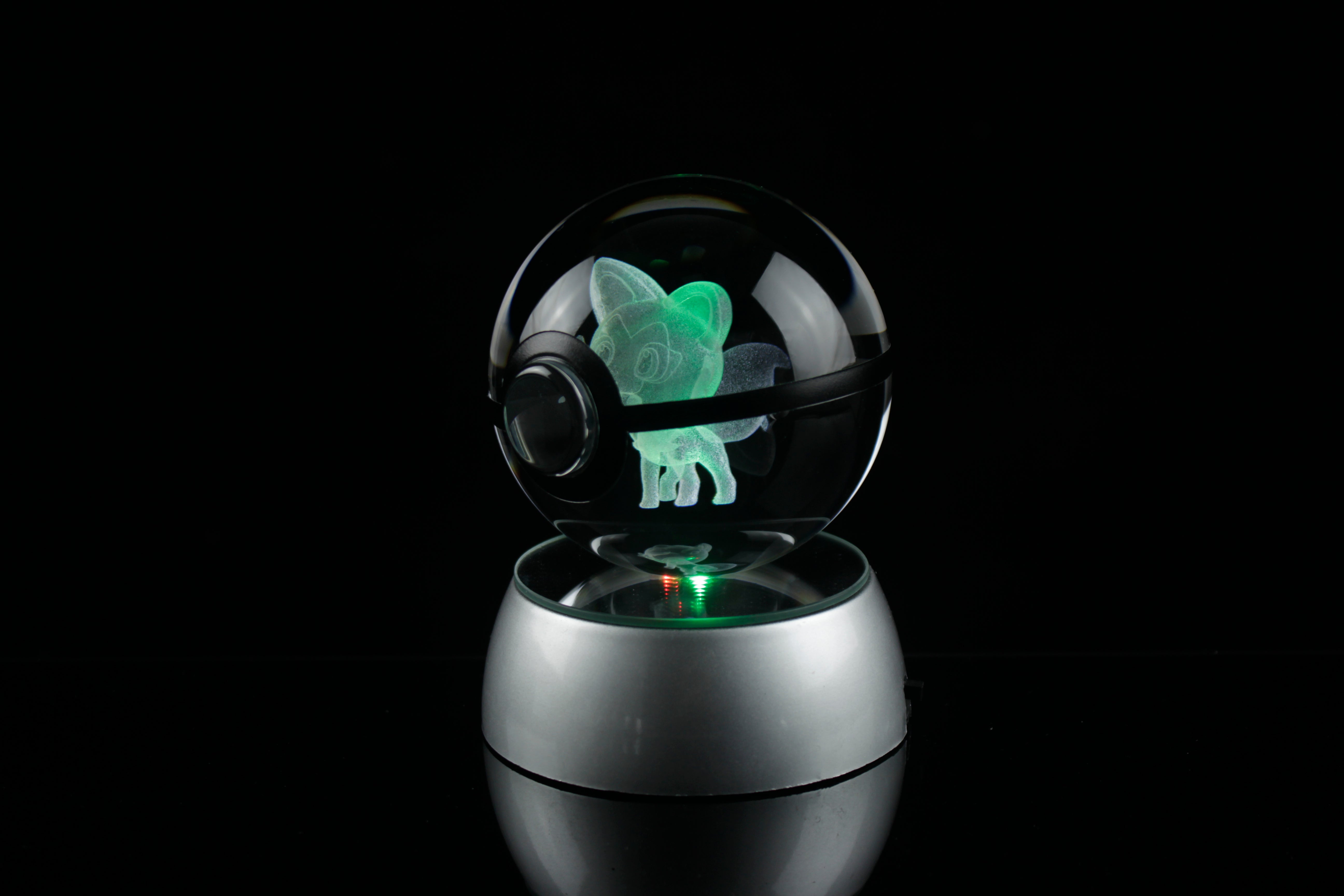 Sprigatito Large Crystal Pokeball
