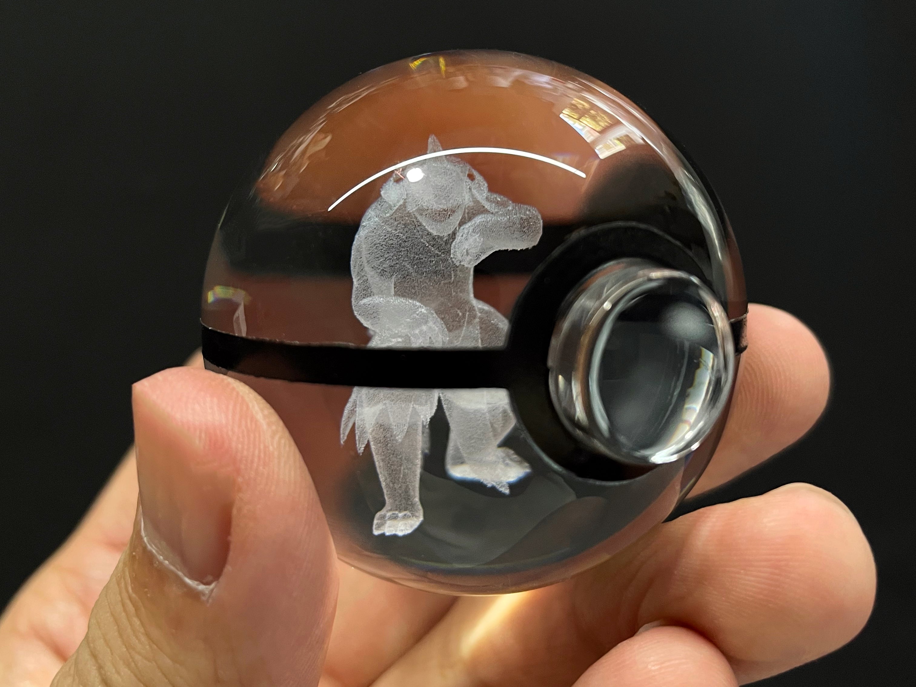 Urshifu Large Crystal Pokeball