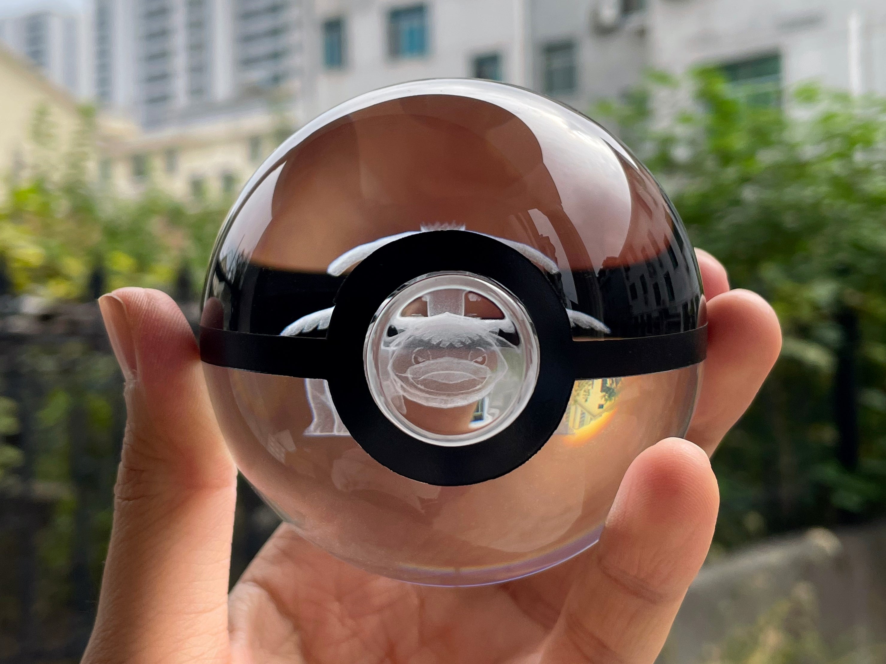 Venusaur Large Crystal Pokeball
