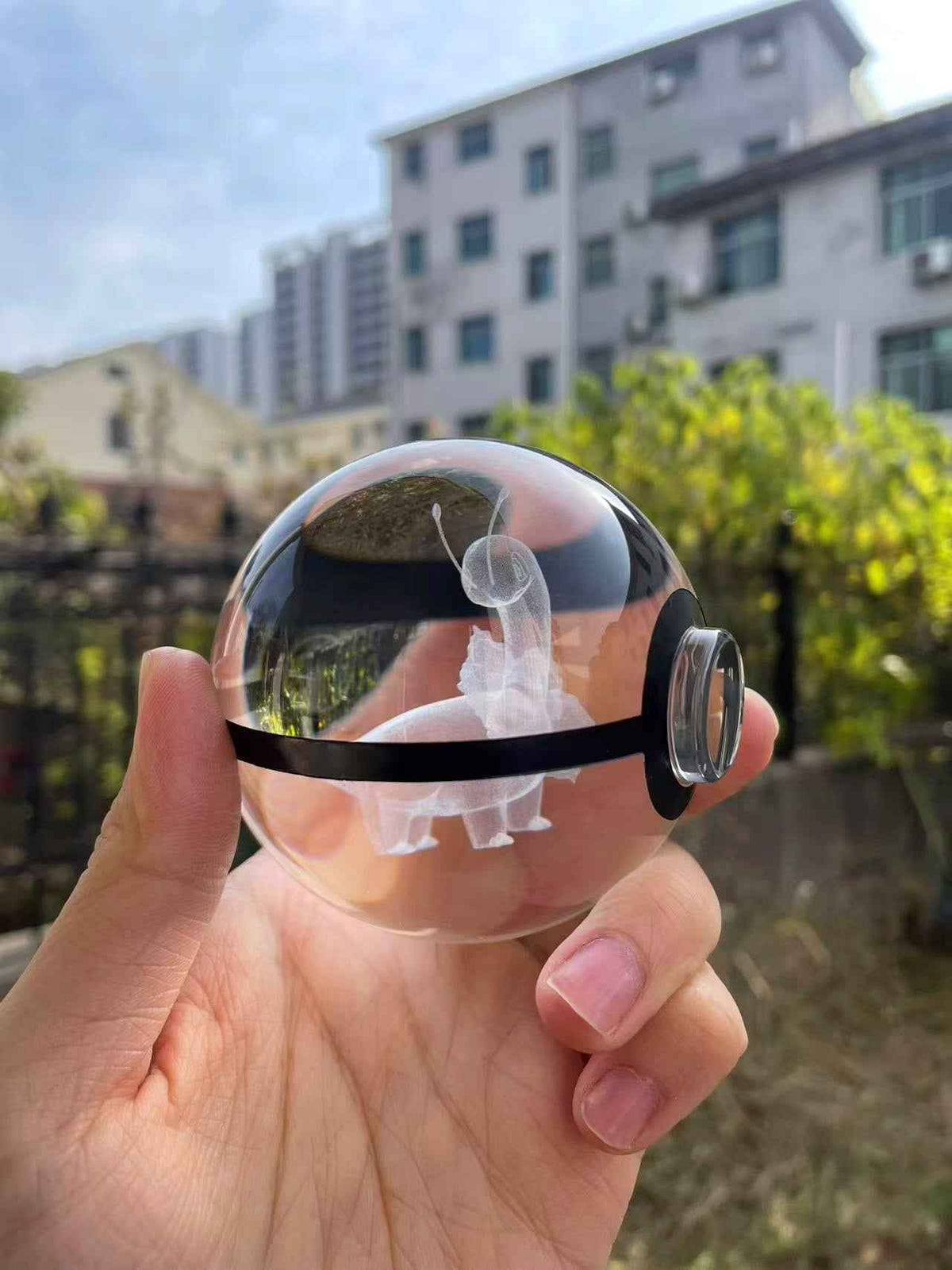Meganium Large Crystal Pokeball