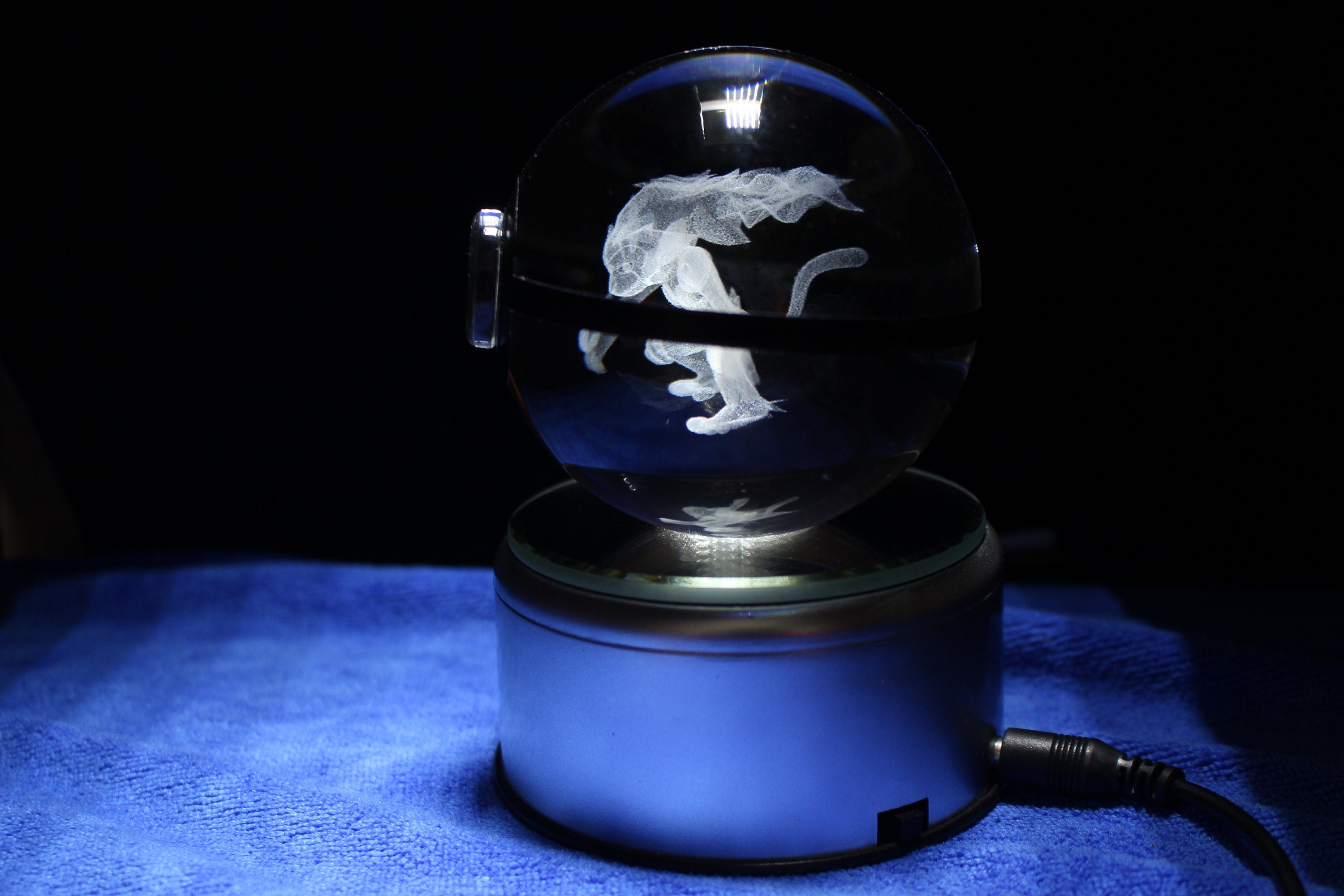 Infernape Large Crystal Pokeball