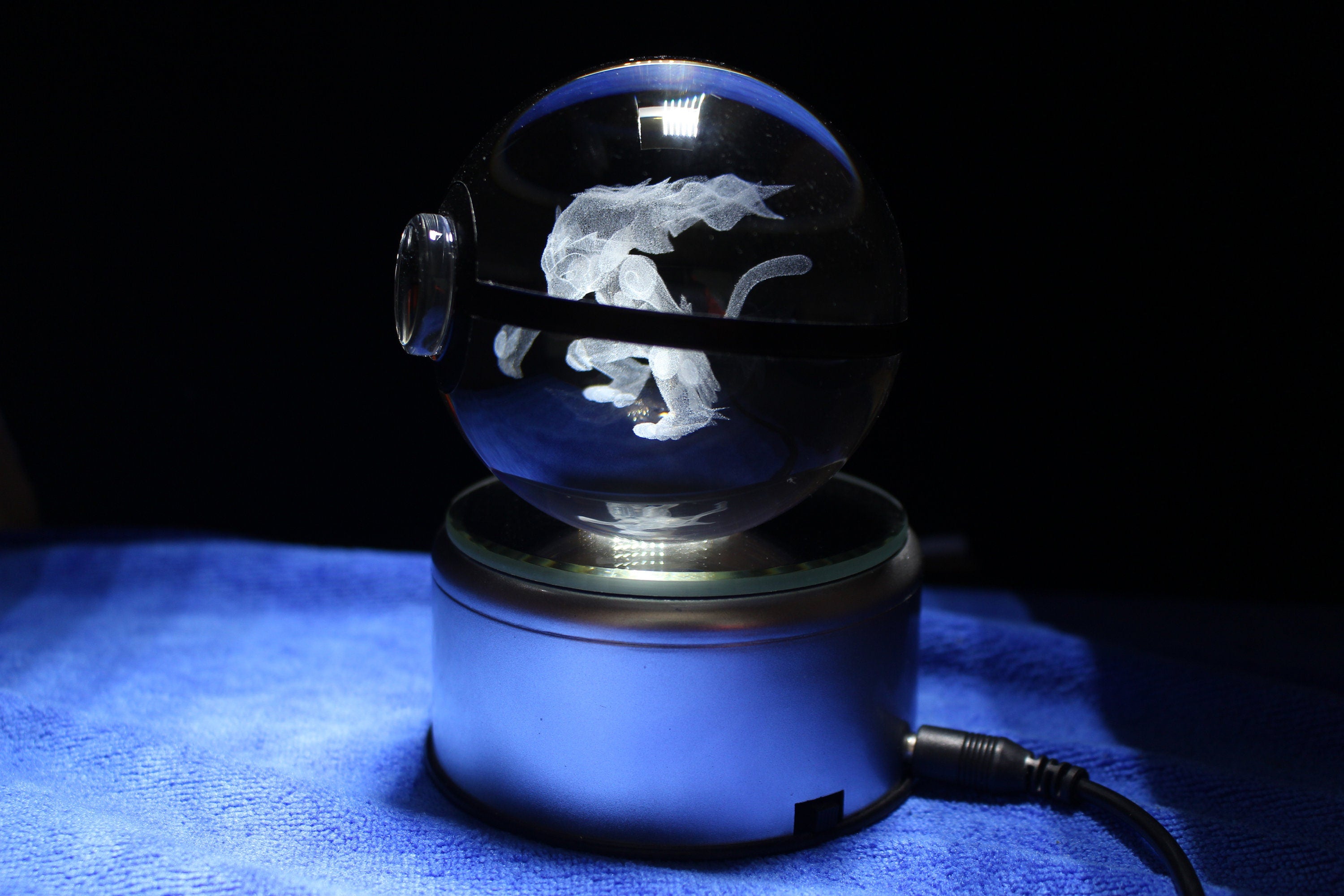 Infernape Large Crystal Pokeball