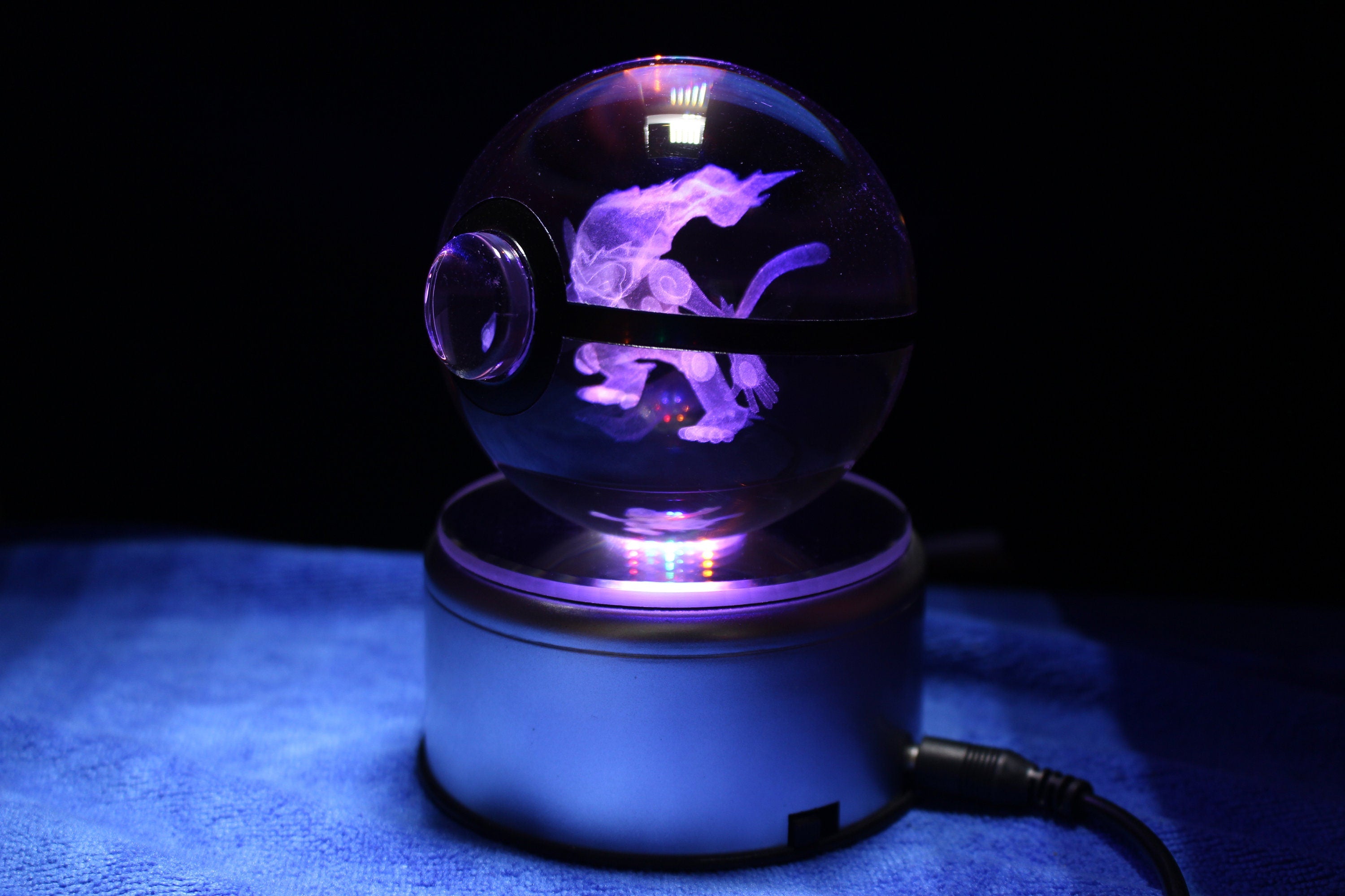 Infernape Large Crystal Pokeball