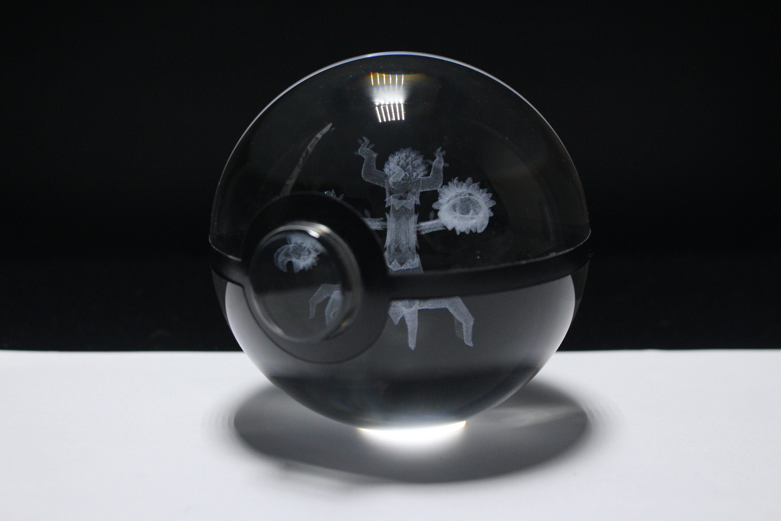 Trevenant Large Crystal Pokeball