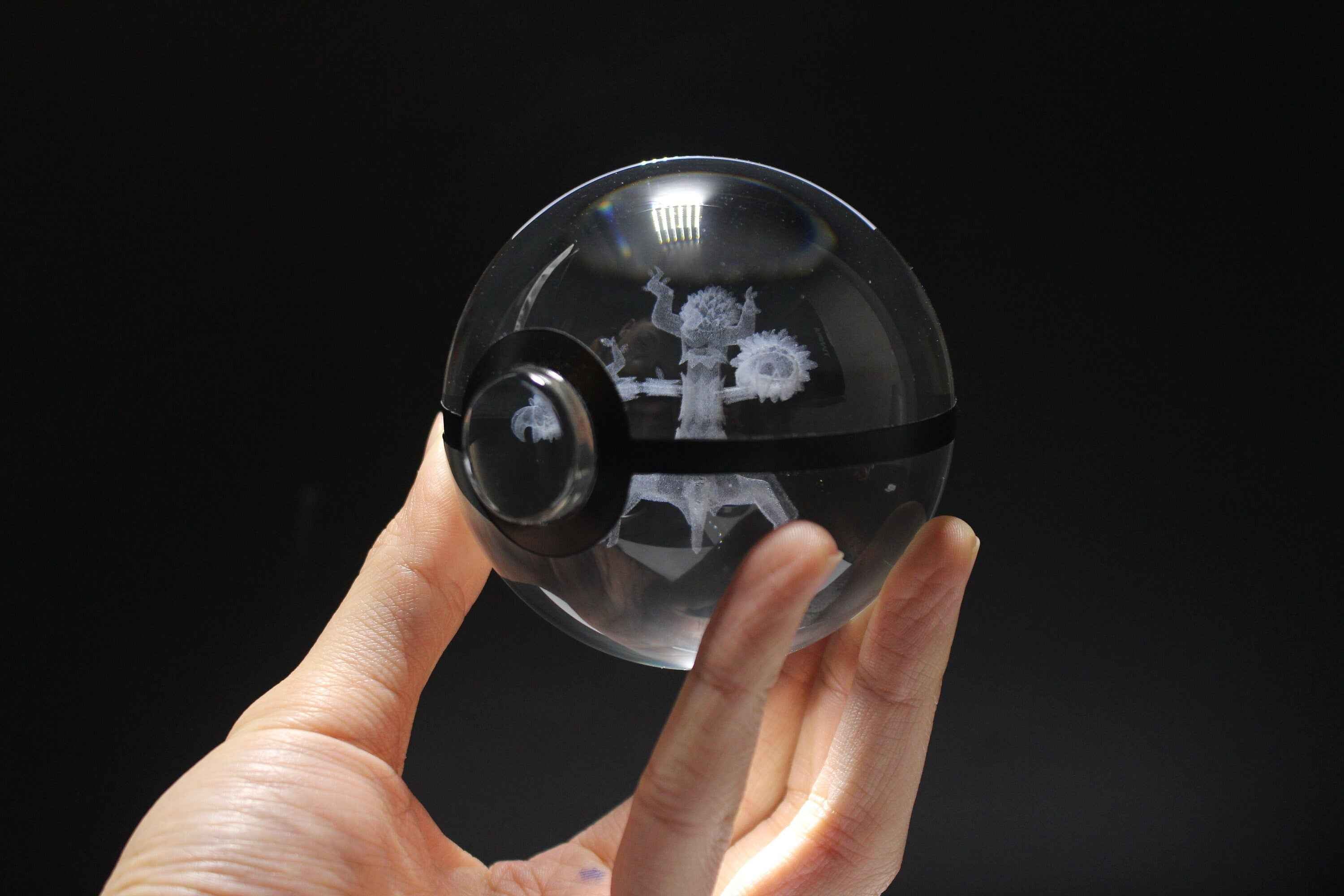 Trevenant Large Crystal Pokeball