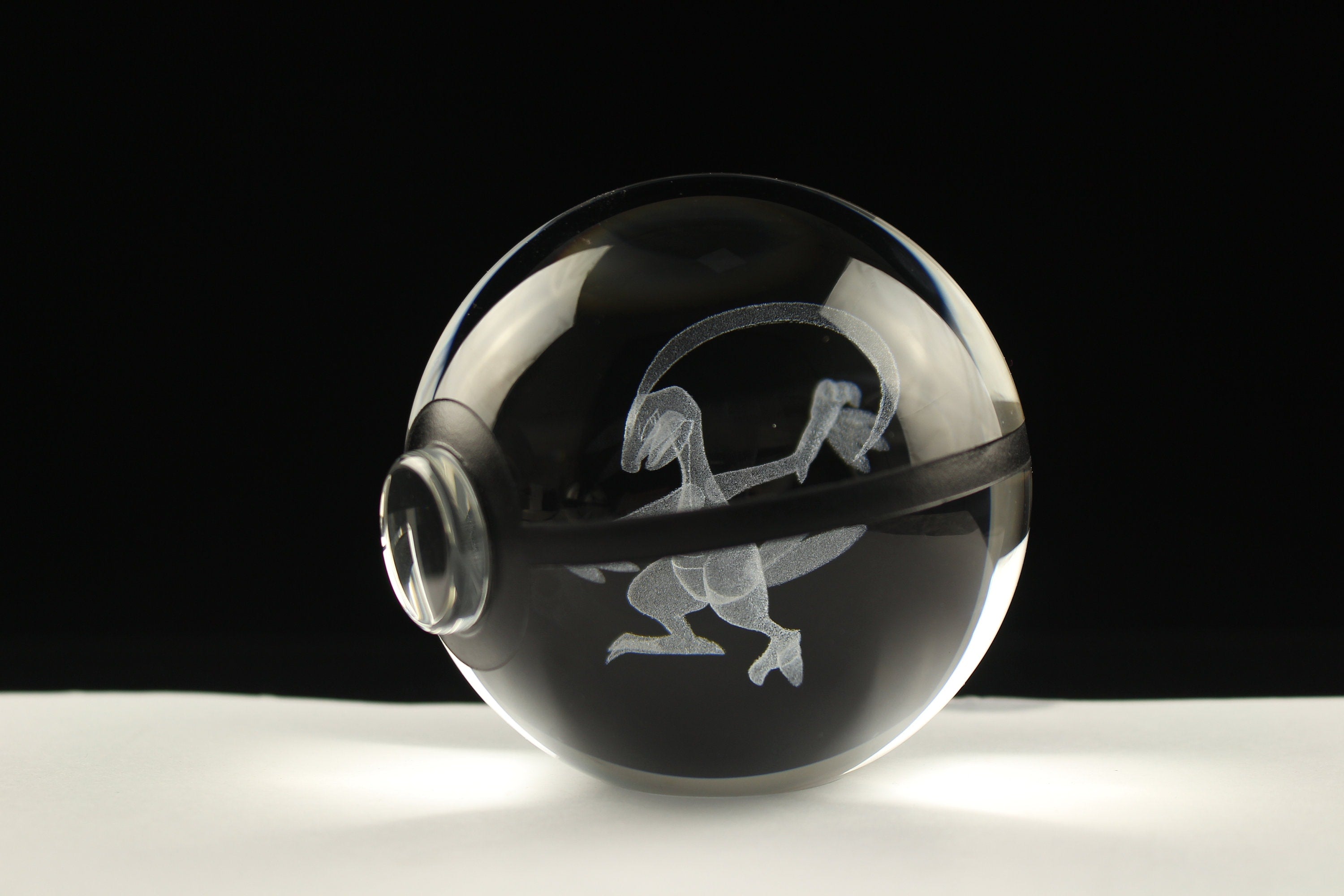 Grovyle Large Crystal Pokeball