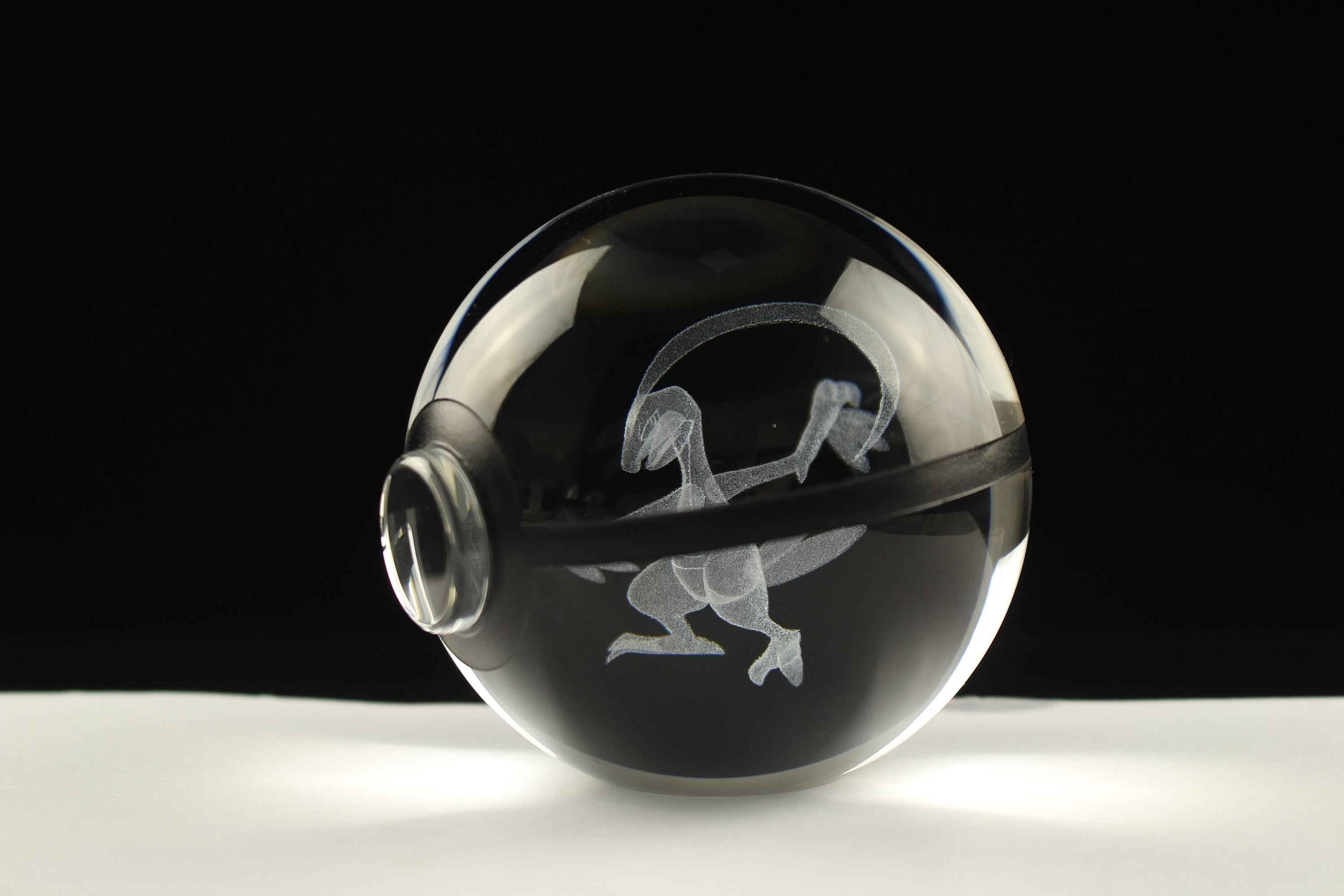 Grovyle Large Crystal Pokeball