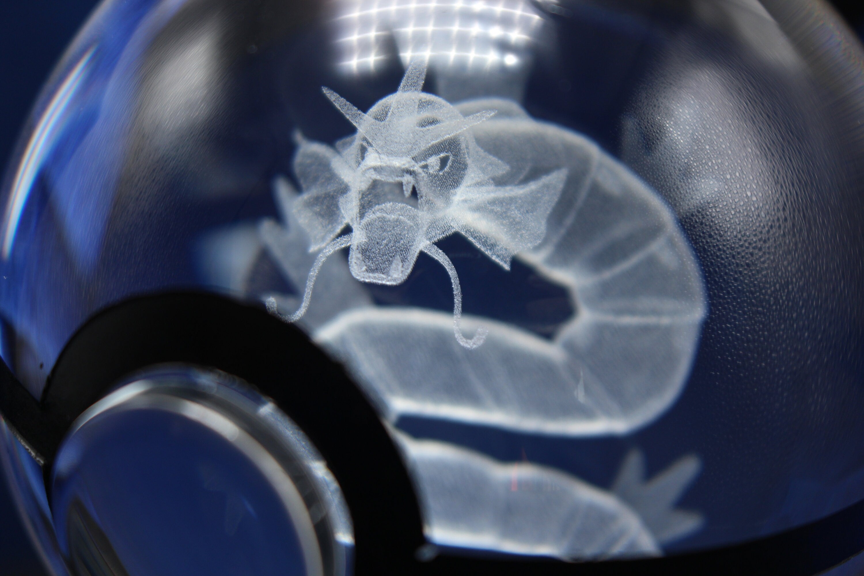 Gyarados Large Crystal Pokeball