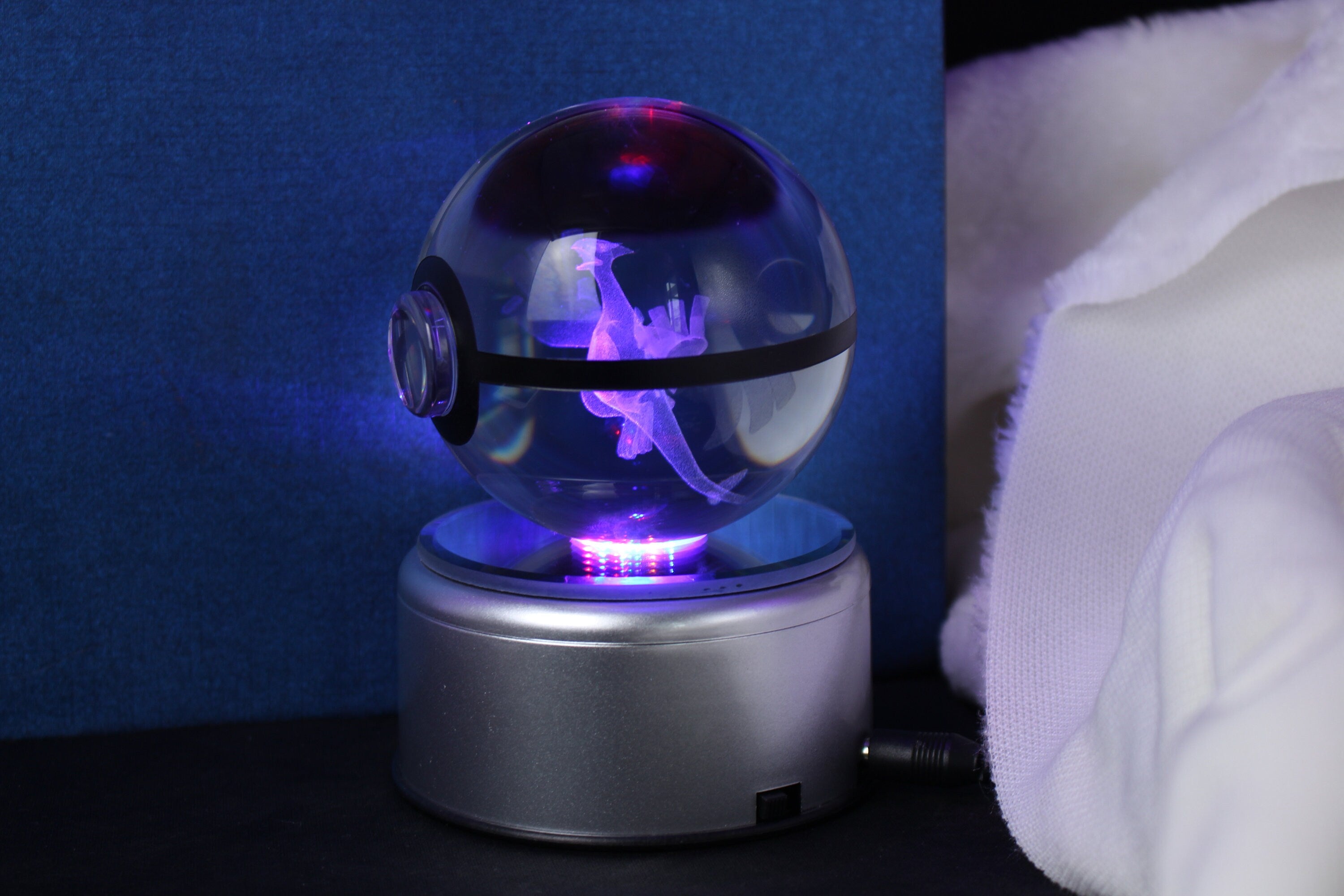 Lugia Large Crystal Pokeball