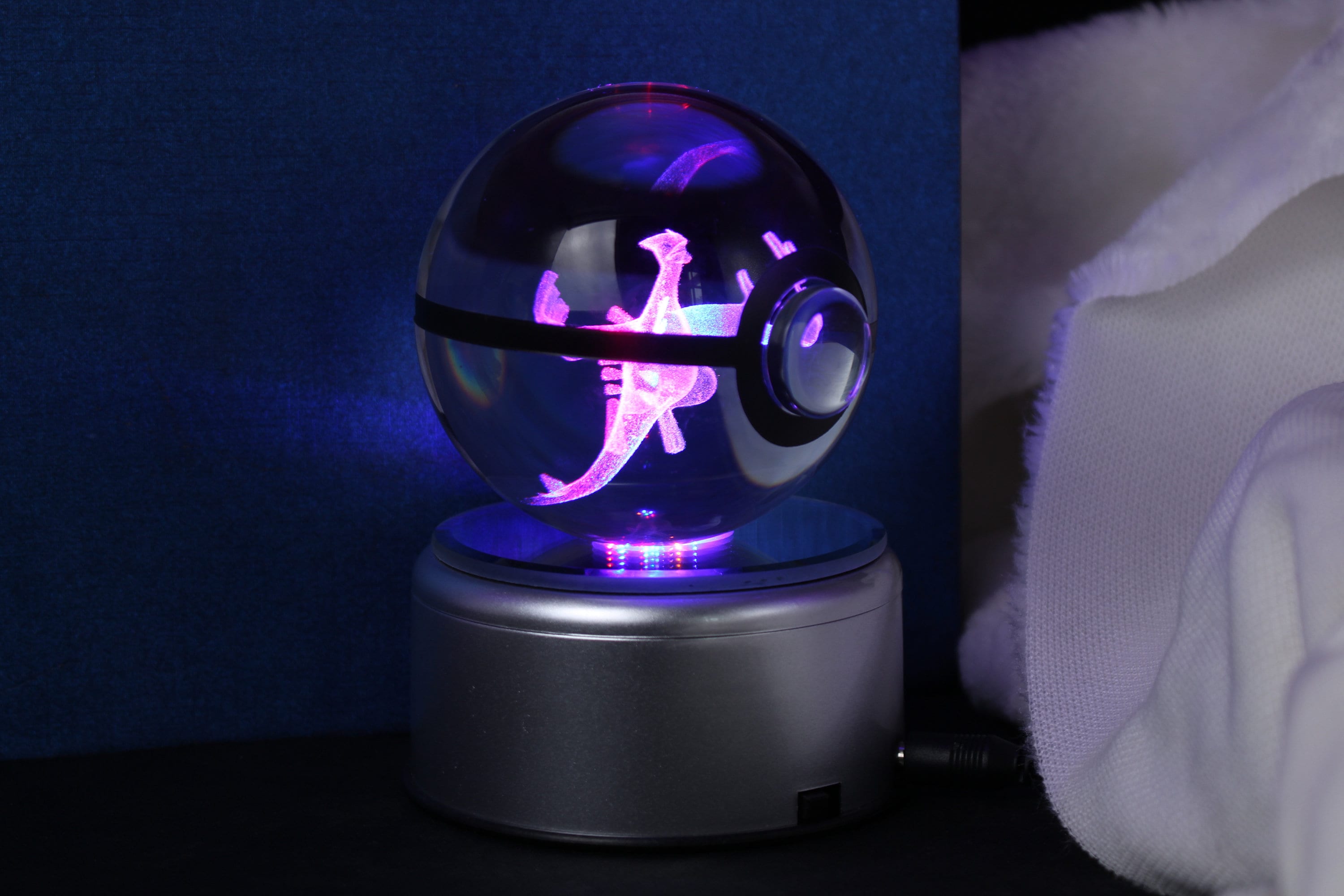 Lugia Large Crystal Pokeball