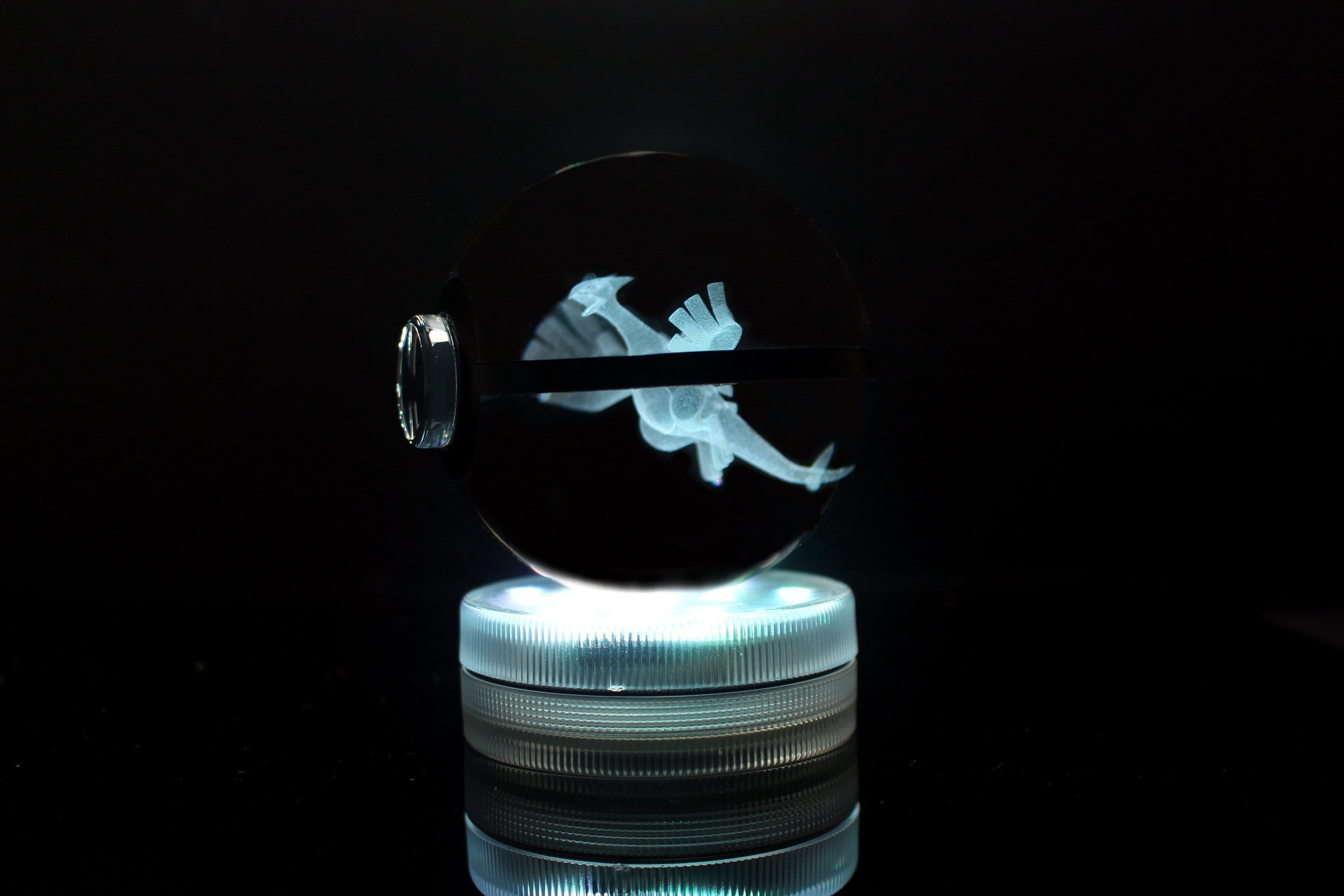 Lugia Large Crystal Pokeball