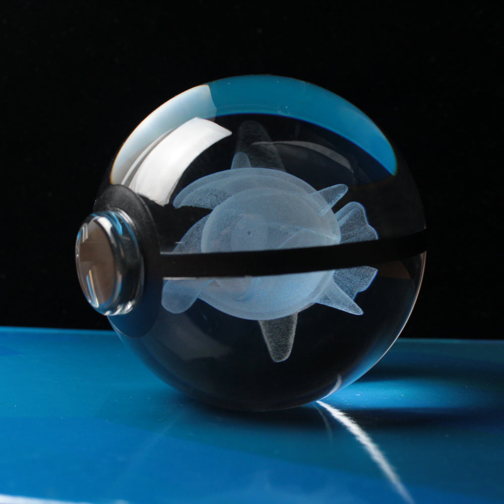 Shelder Large Crystal Pokeball