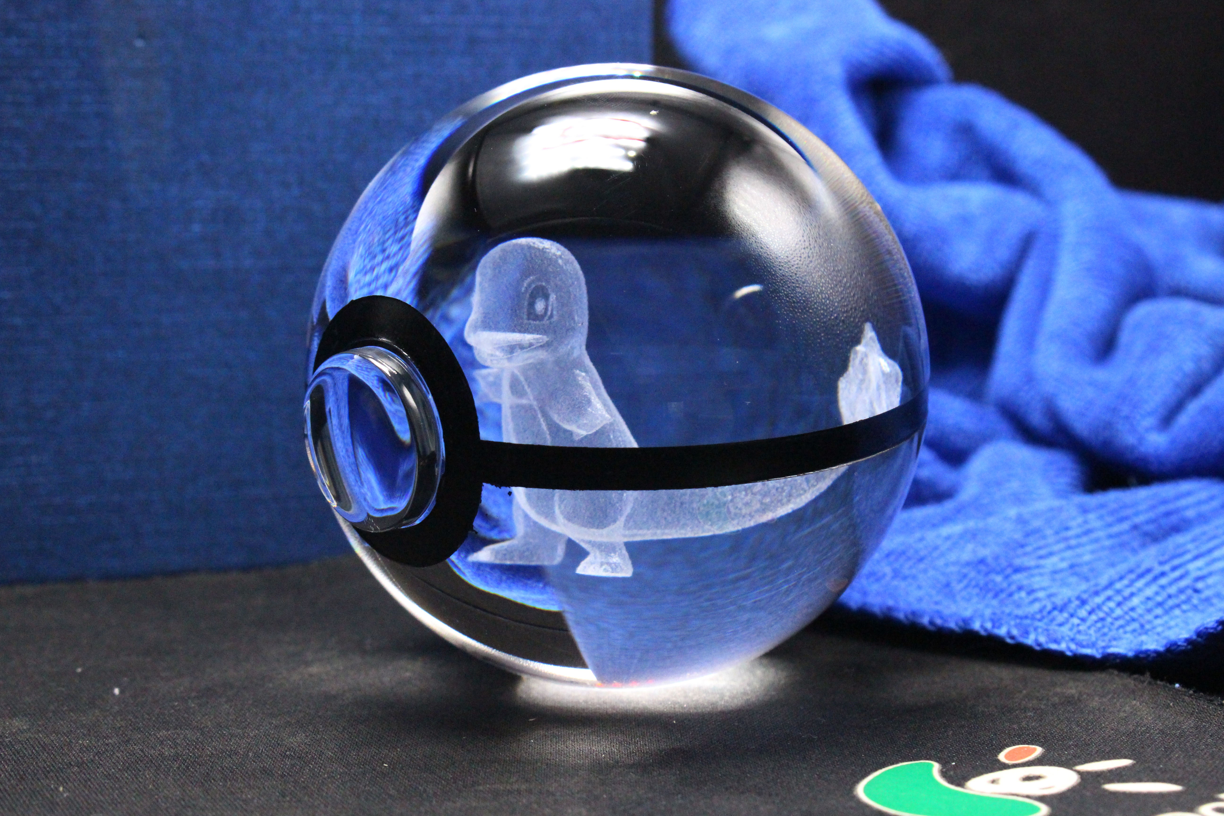 Charmander Large Crystal Pokeball