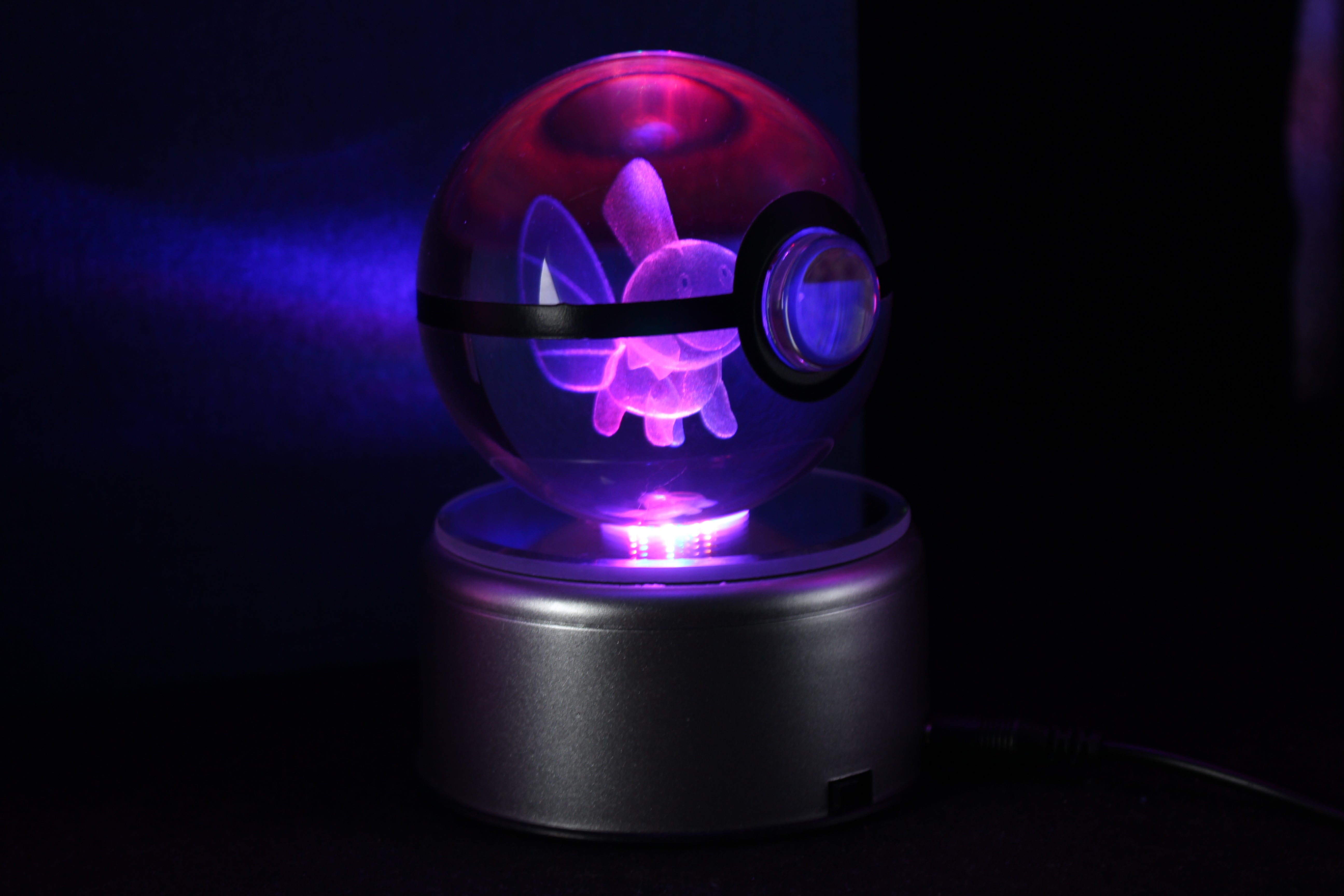 Mudkip Large Crystal Pokeball