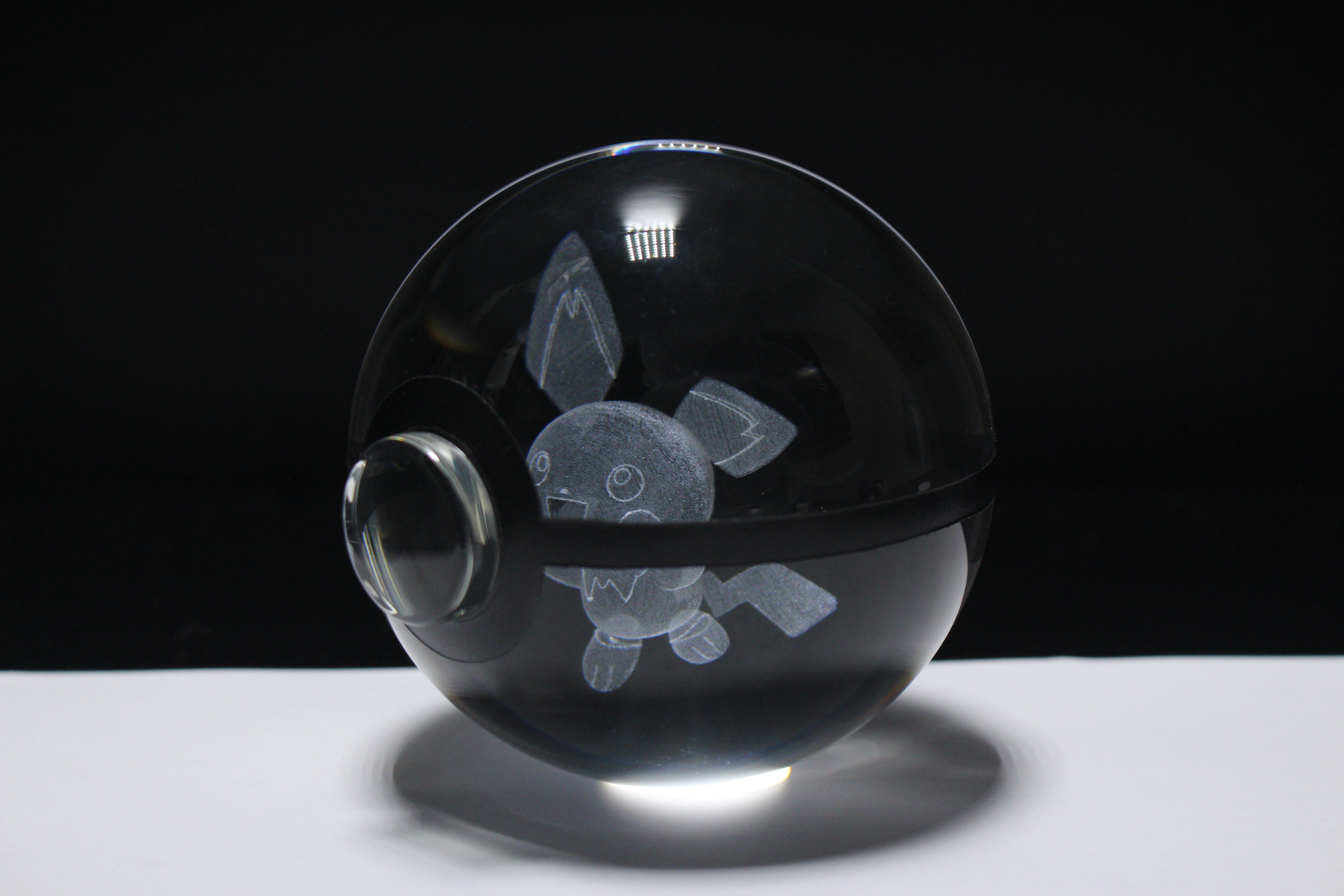 Pichu Large Crystal Pokeball