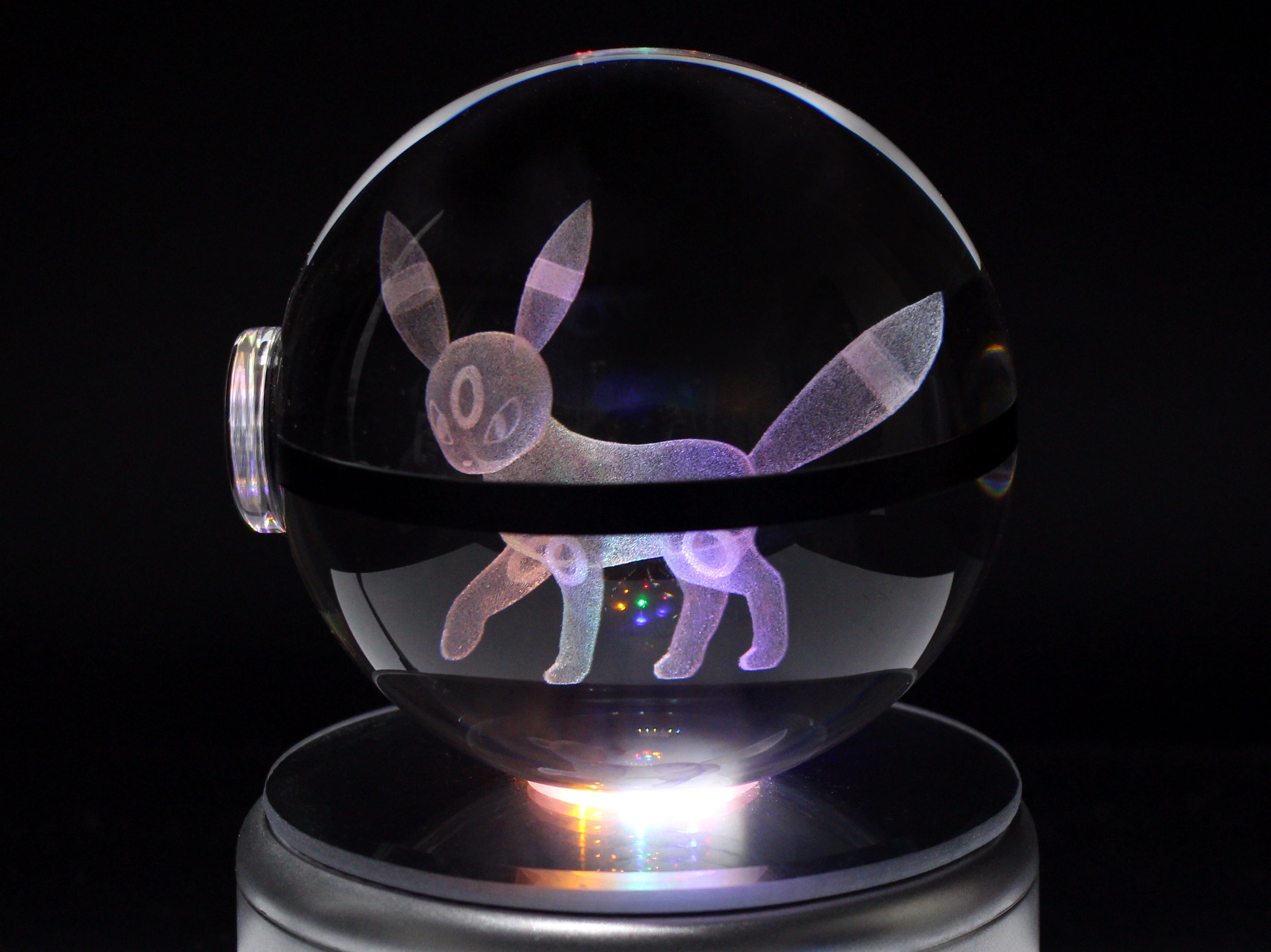 Umbreon Large Crystal Pokeball