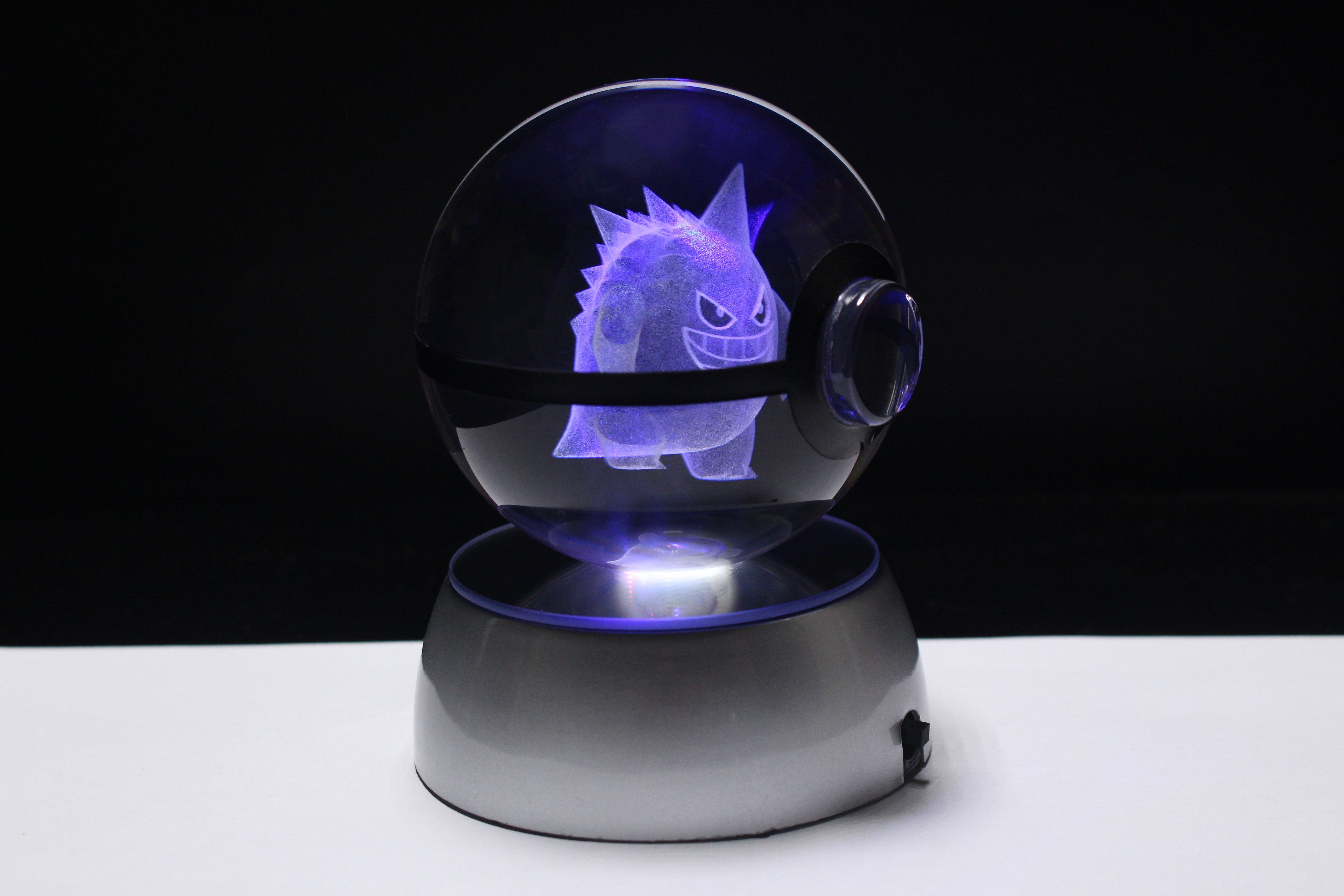 Gengar Large Crystal Pokeball