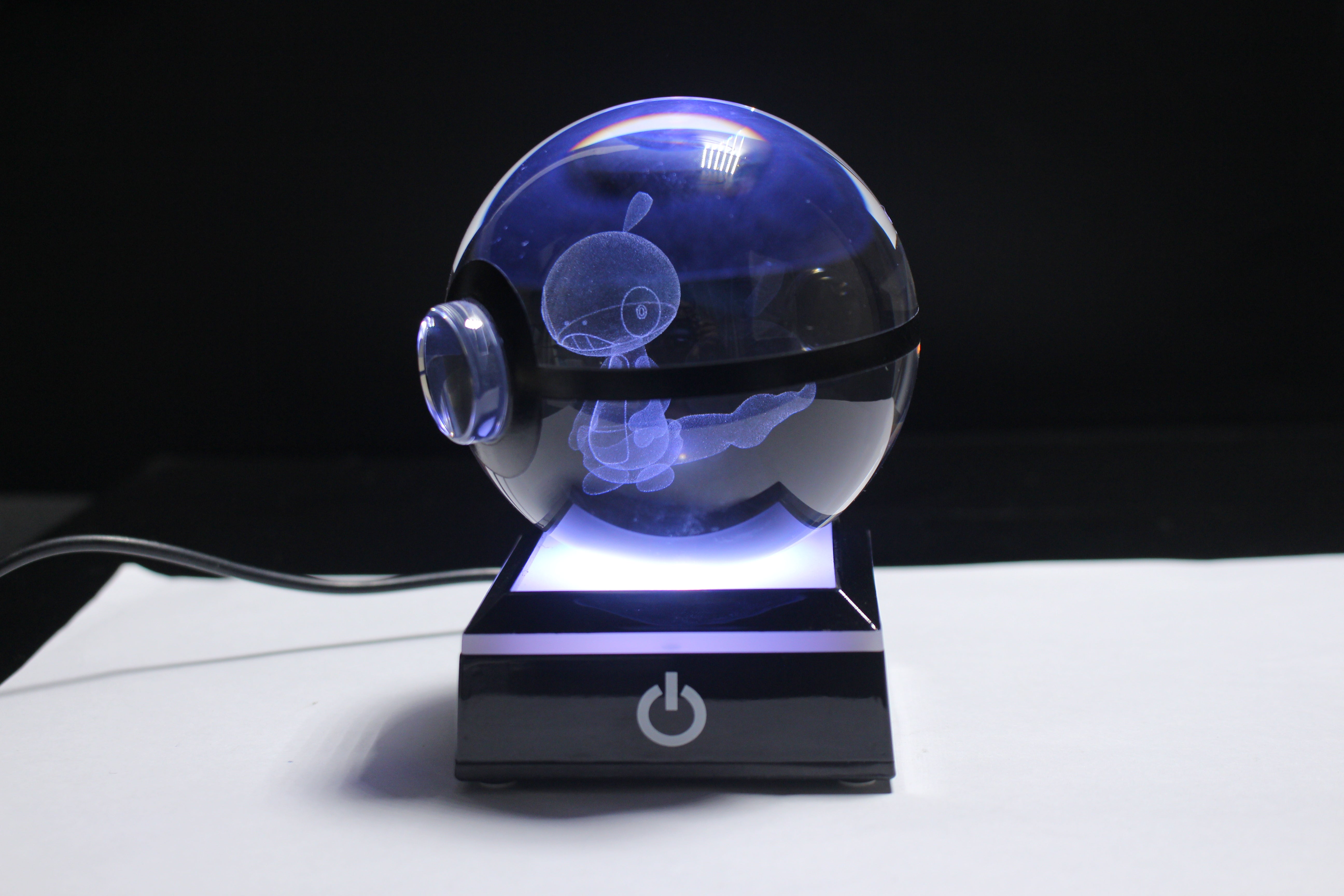 Scraggy Large Crystal Pokeball