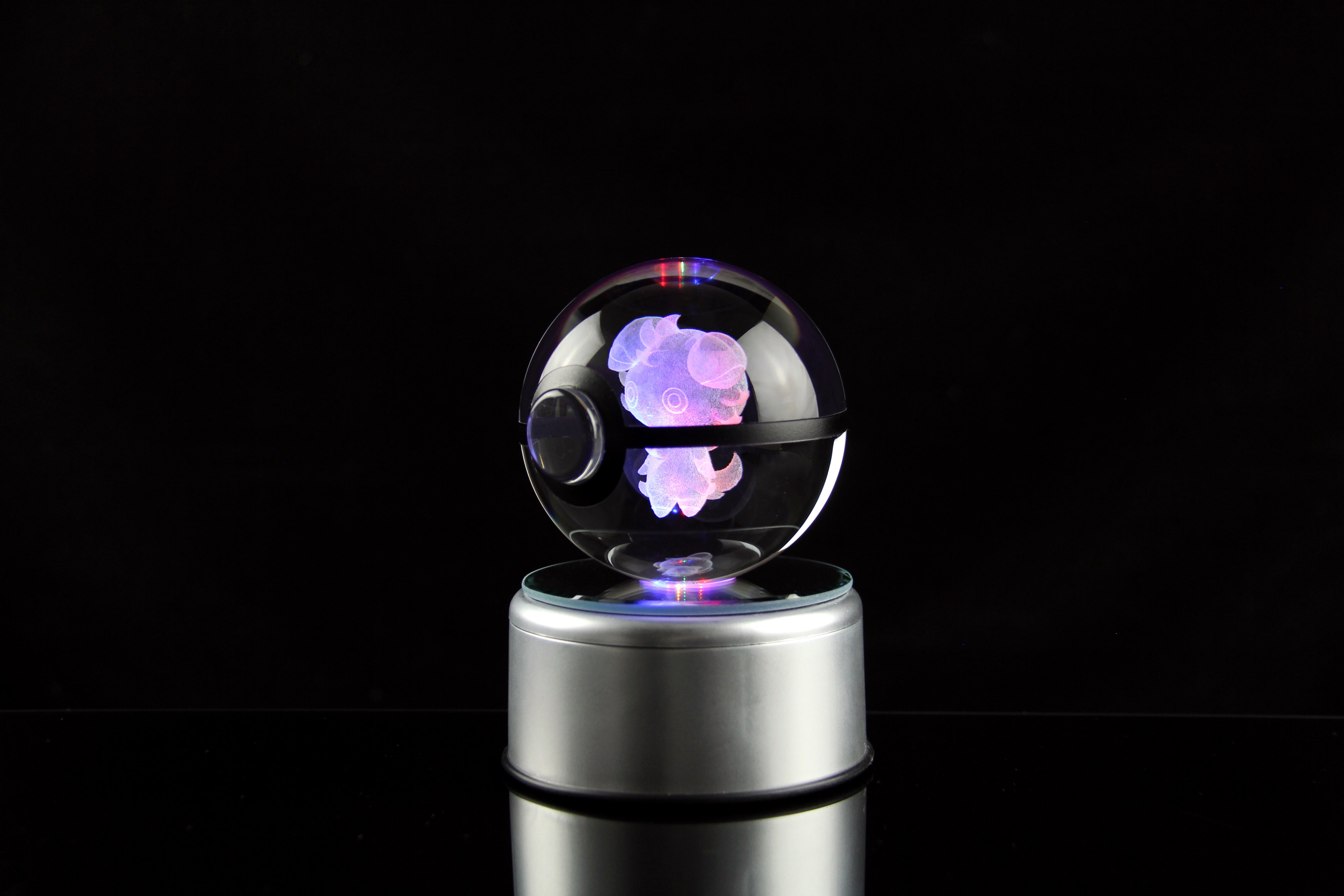 Espurr Large Crystal Pokeball