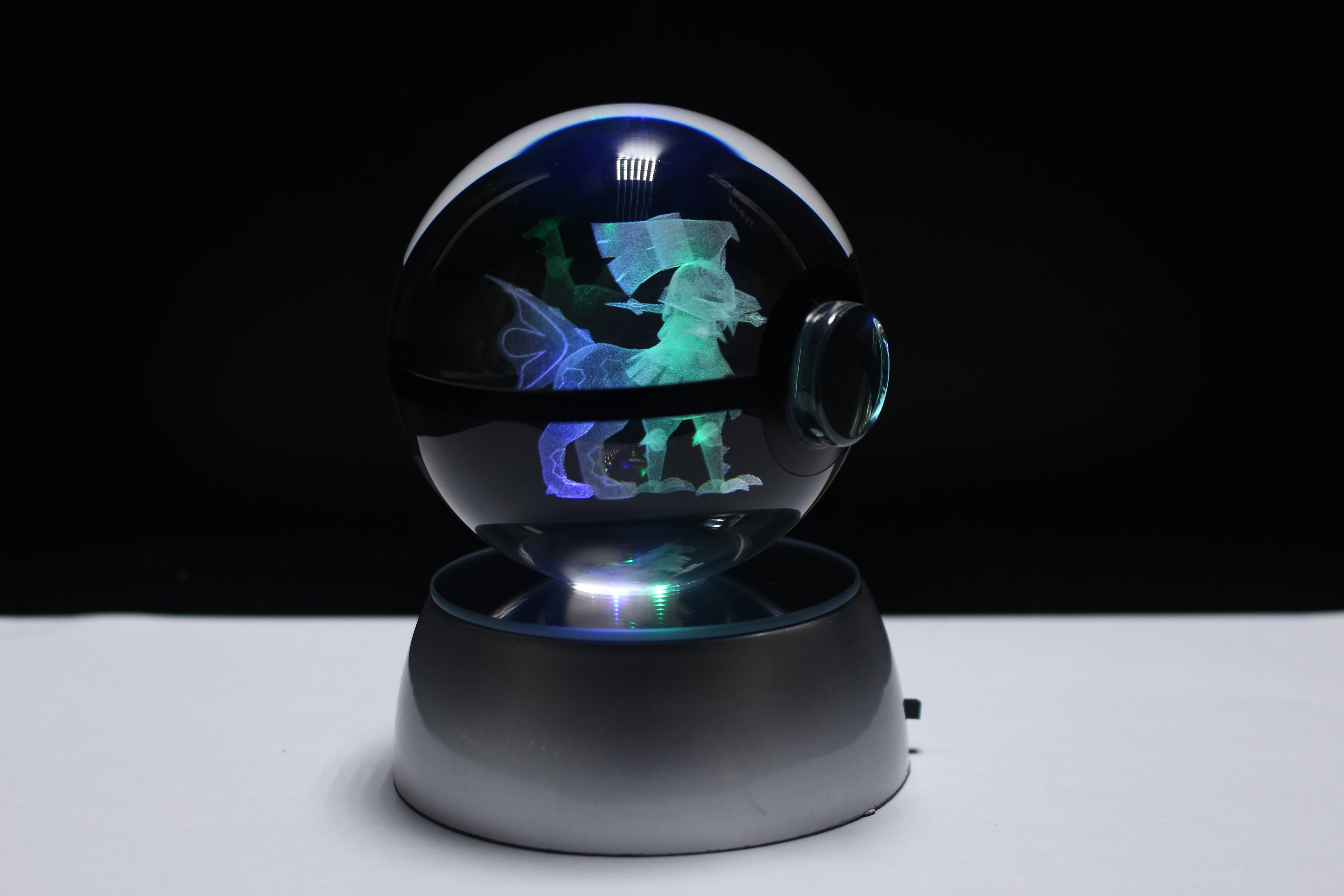 Type: Null Large Crystal Pokeball