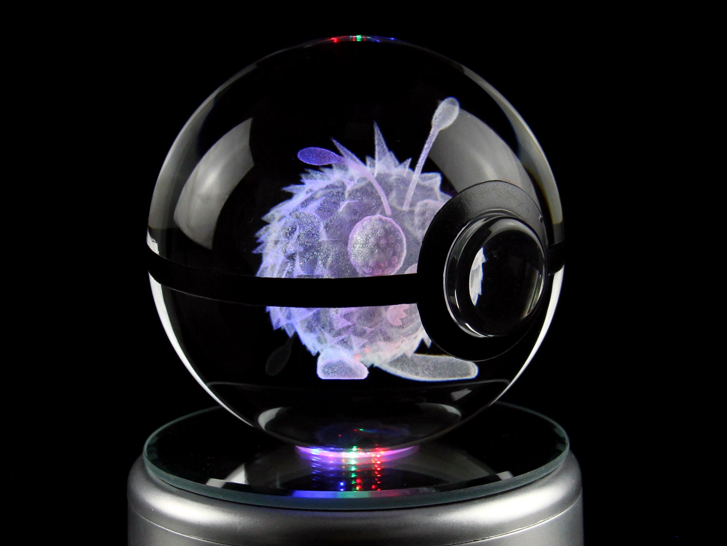 Venonat Large Crystal Pokeball