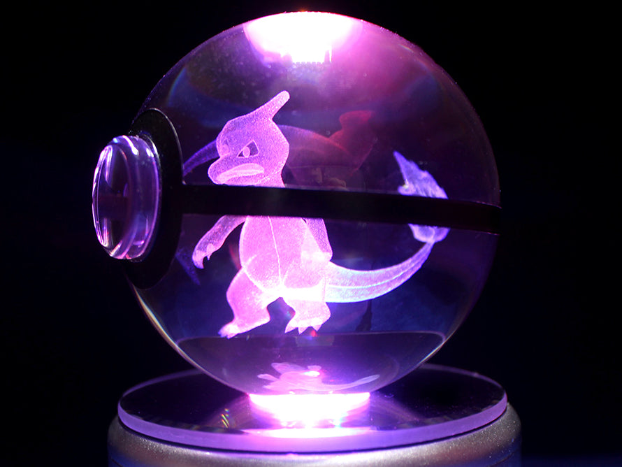 Charmeleon Large Crystal Pokeball