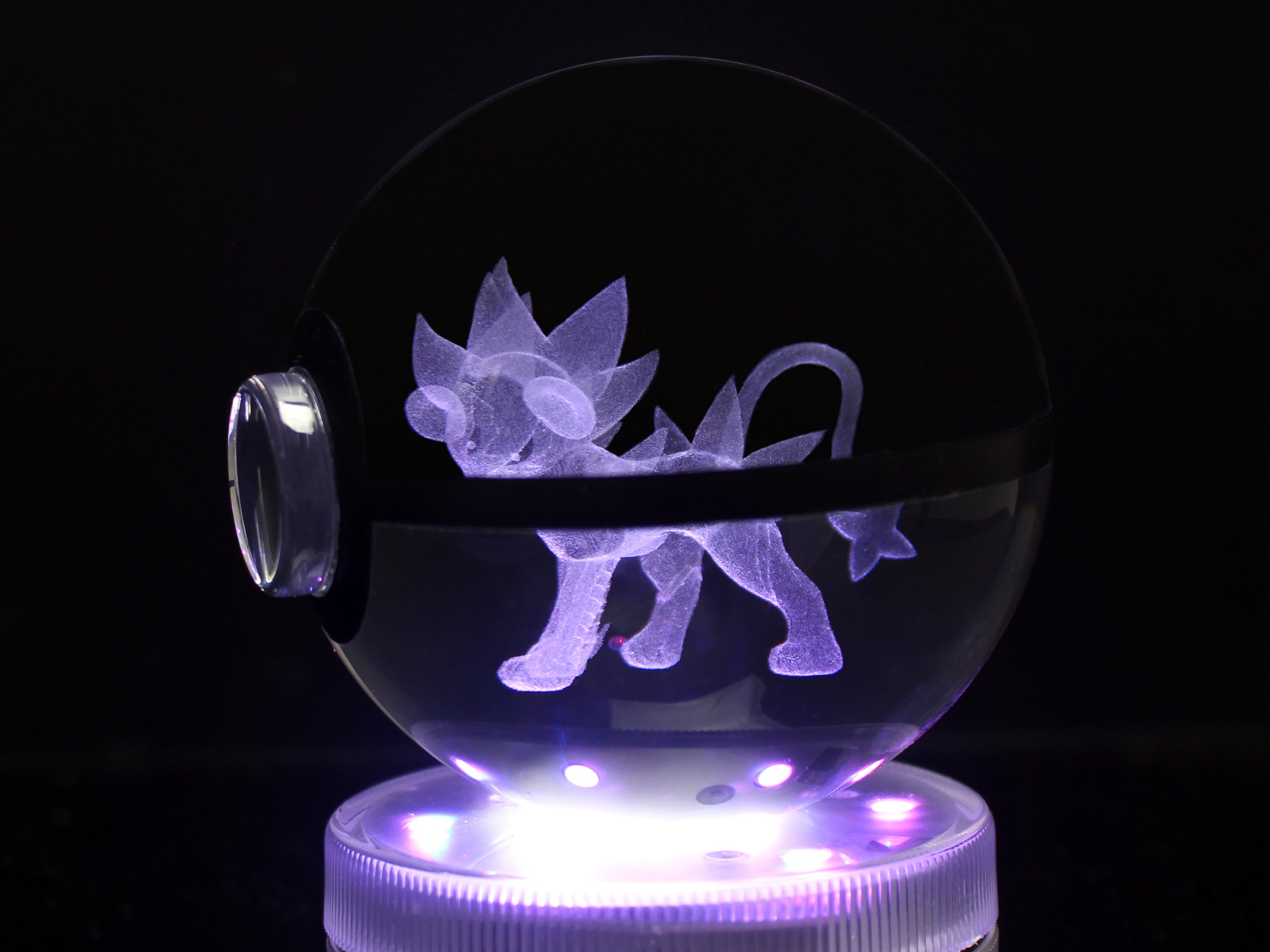 Luxray Large Crystal Pokeball