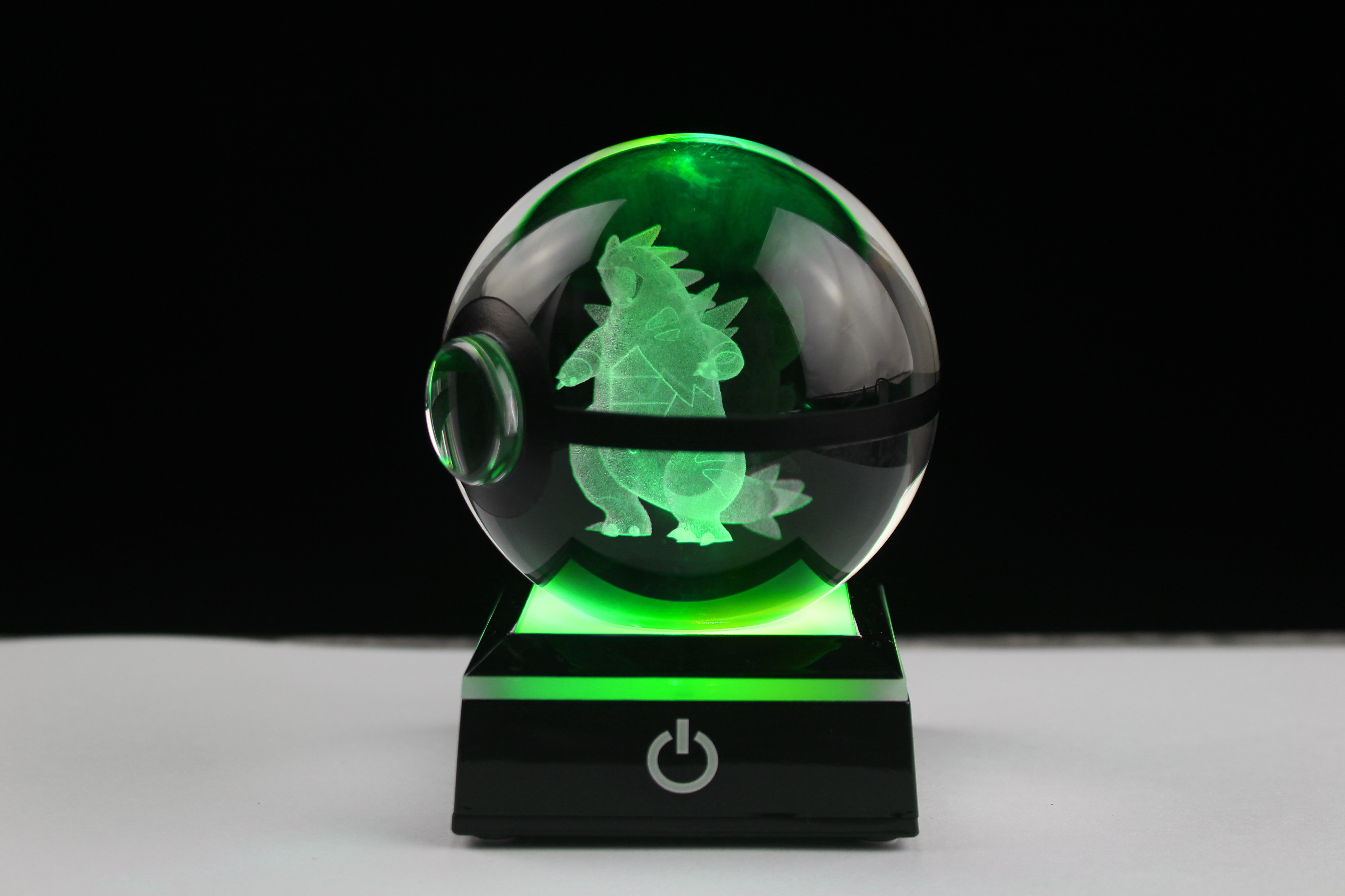 Tyranitar Large Crystal Pokeball