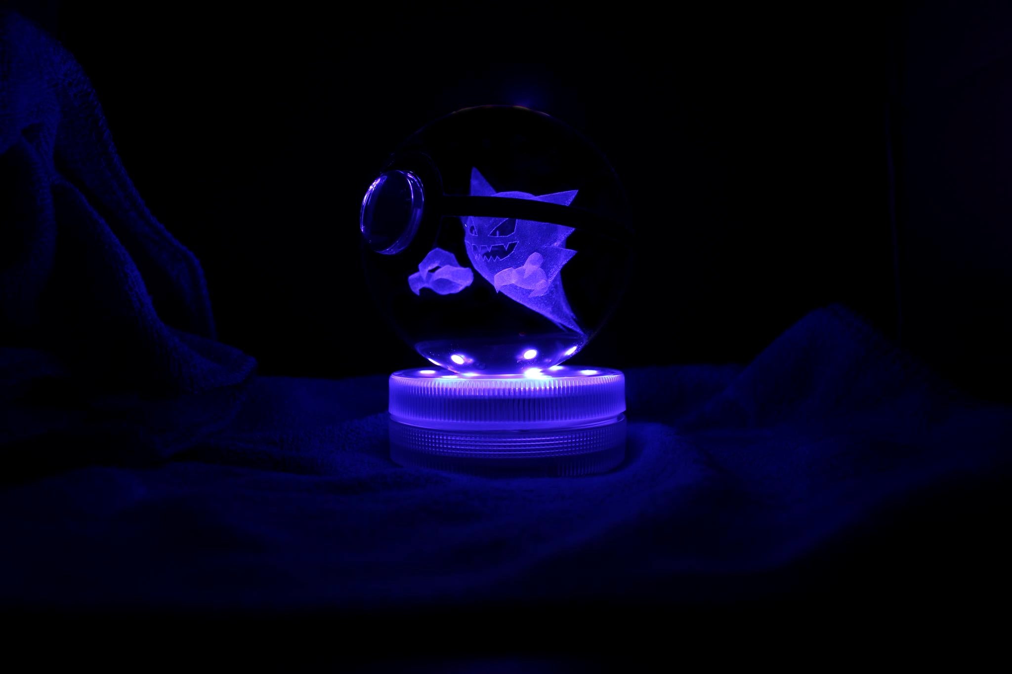 Haunter Large Crystal Pokeball