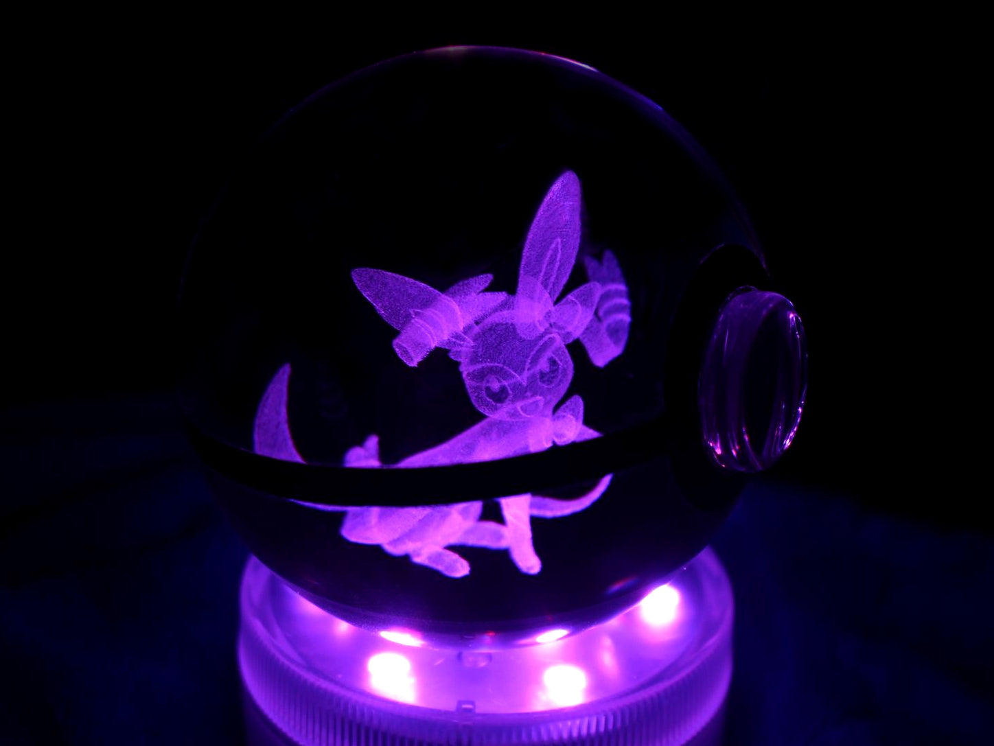 Sylveon Large Crystal Pokeball