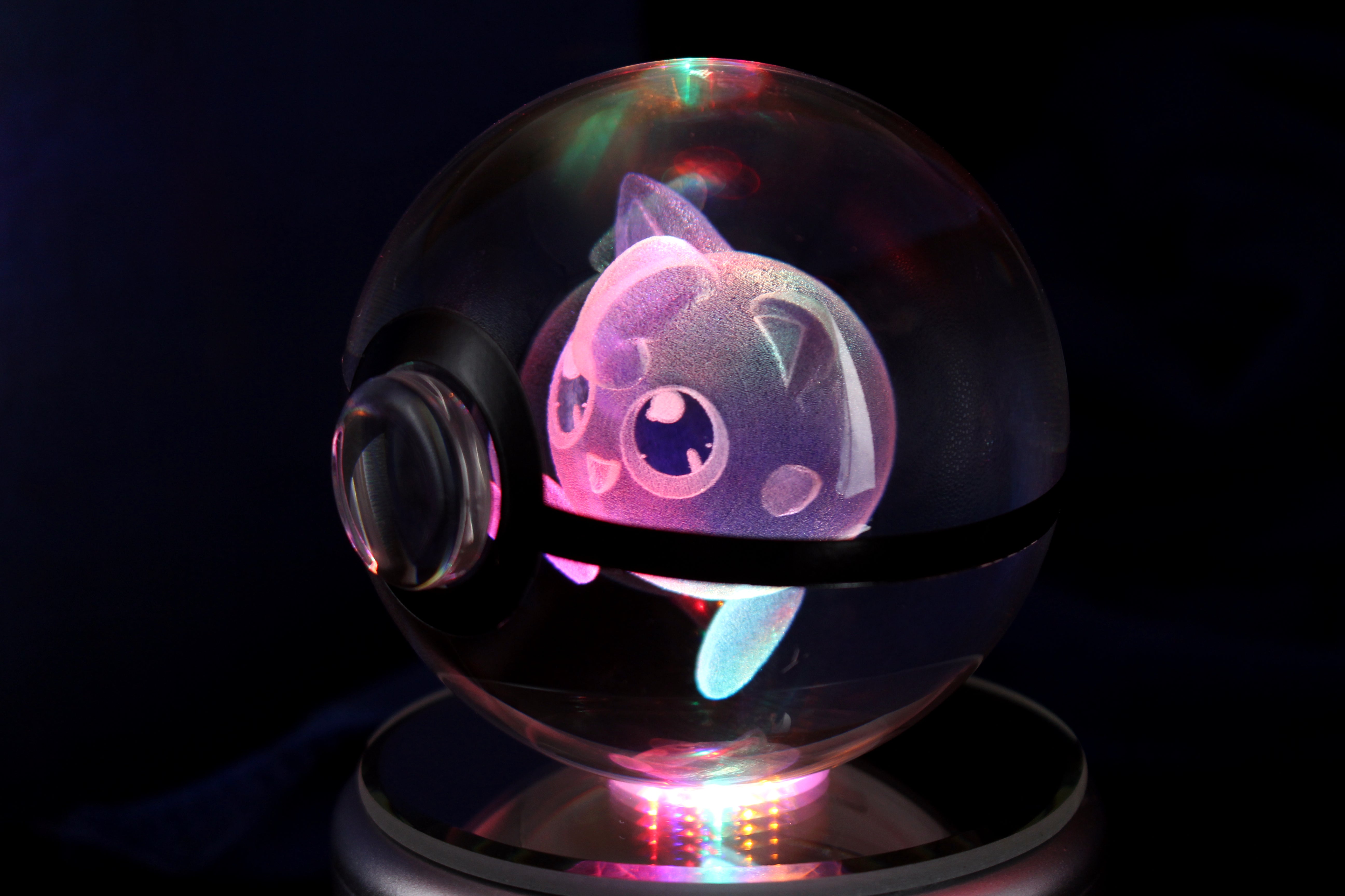 Jigglypuff Large Crystal Pokeball