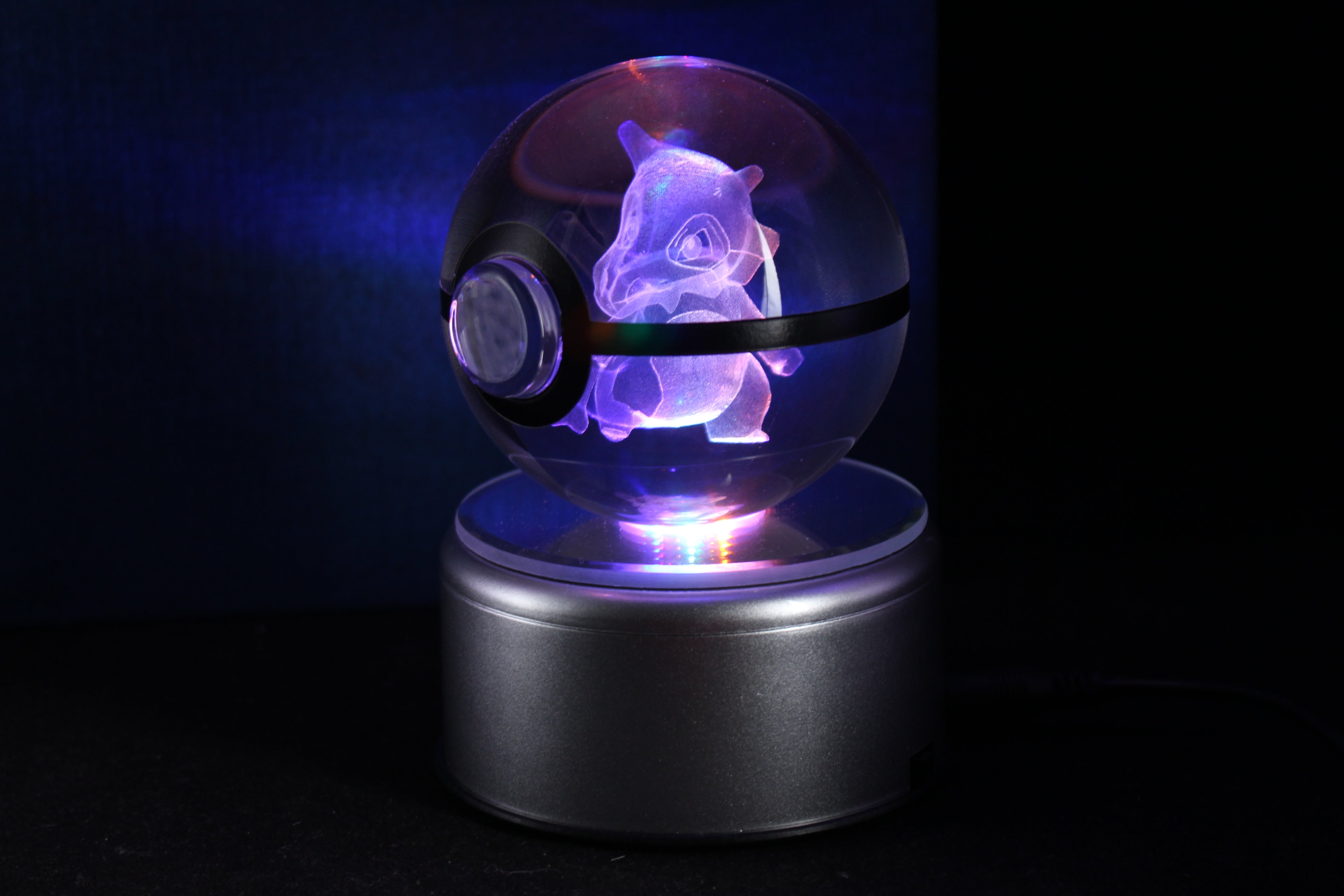 Cubone Large Crystal Pokeball