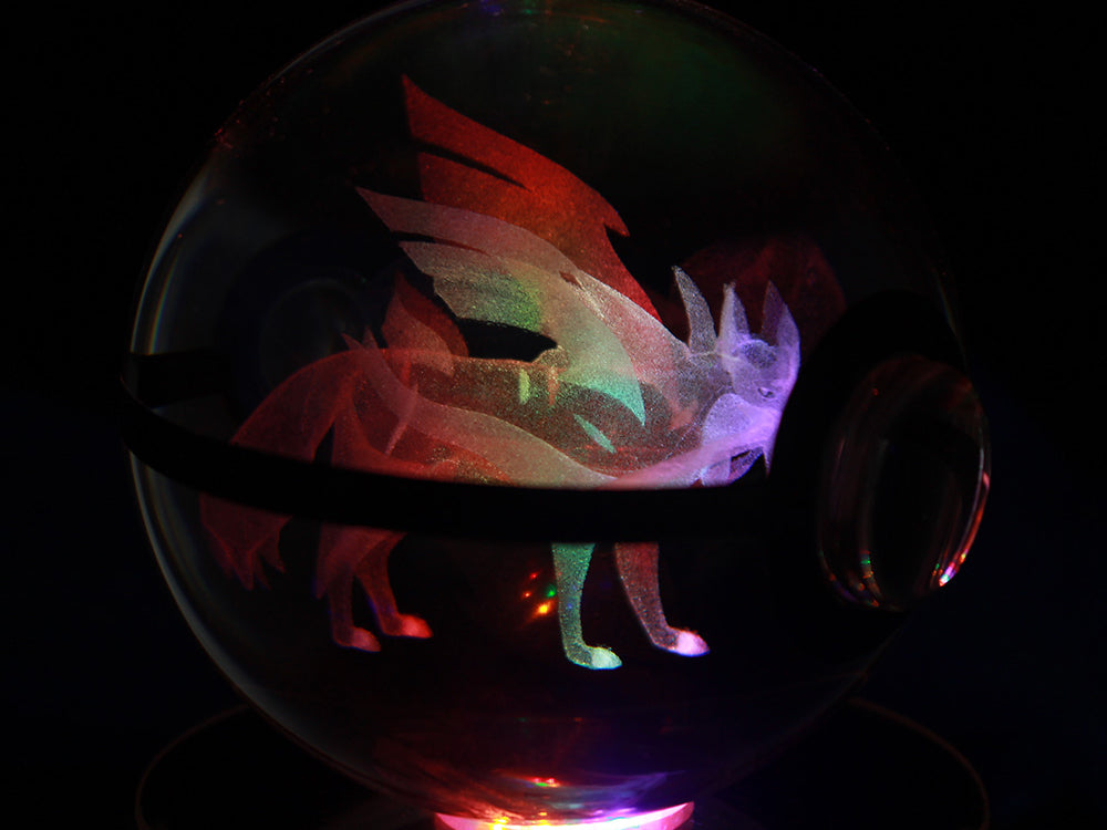 Zacian Large Crystal Pokeball